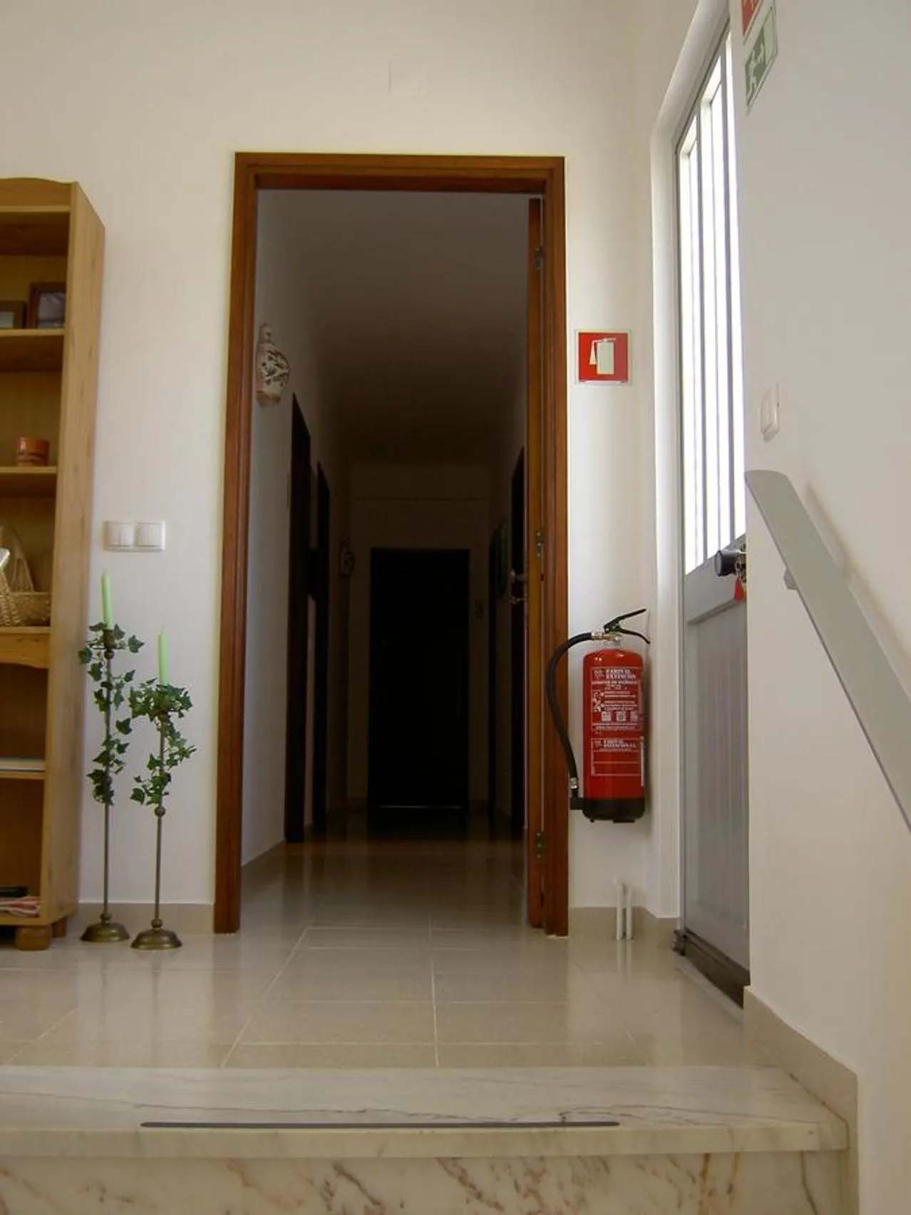 Facade/entrance in Quartos Com Boas Vistas