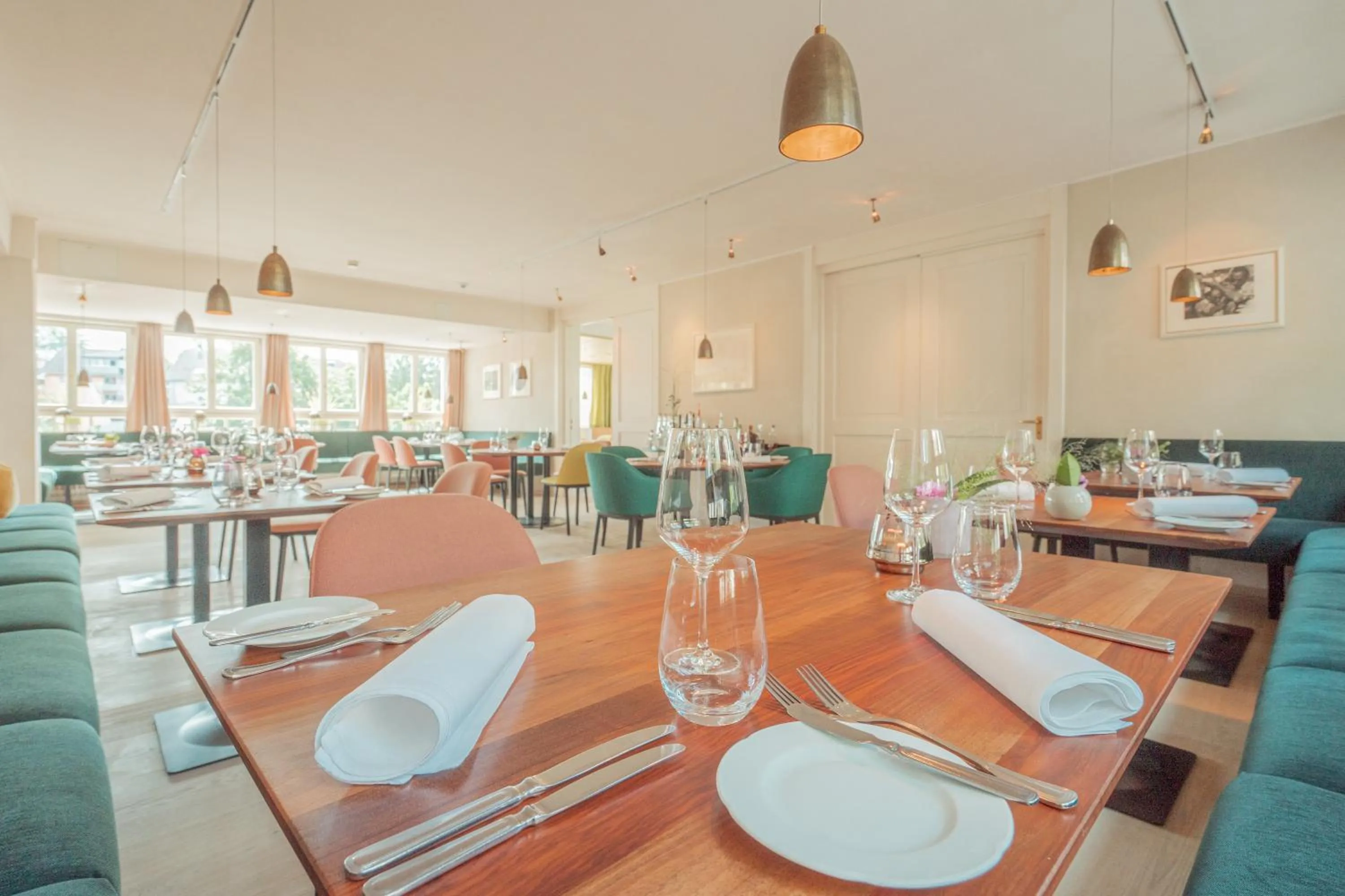 Restaurant/places to eat in Hotel Restaurant zur Sonne St. Peter