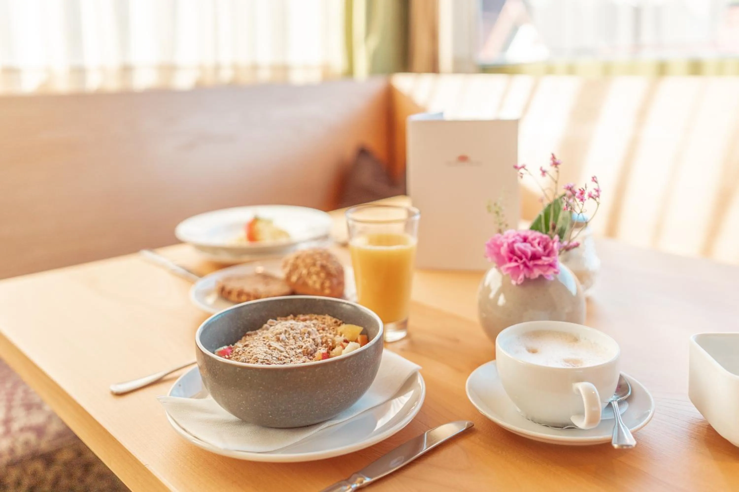 Breakfast in Hotel Restaurant zur Sonne St. Peter