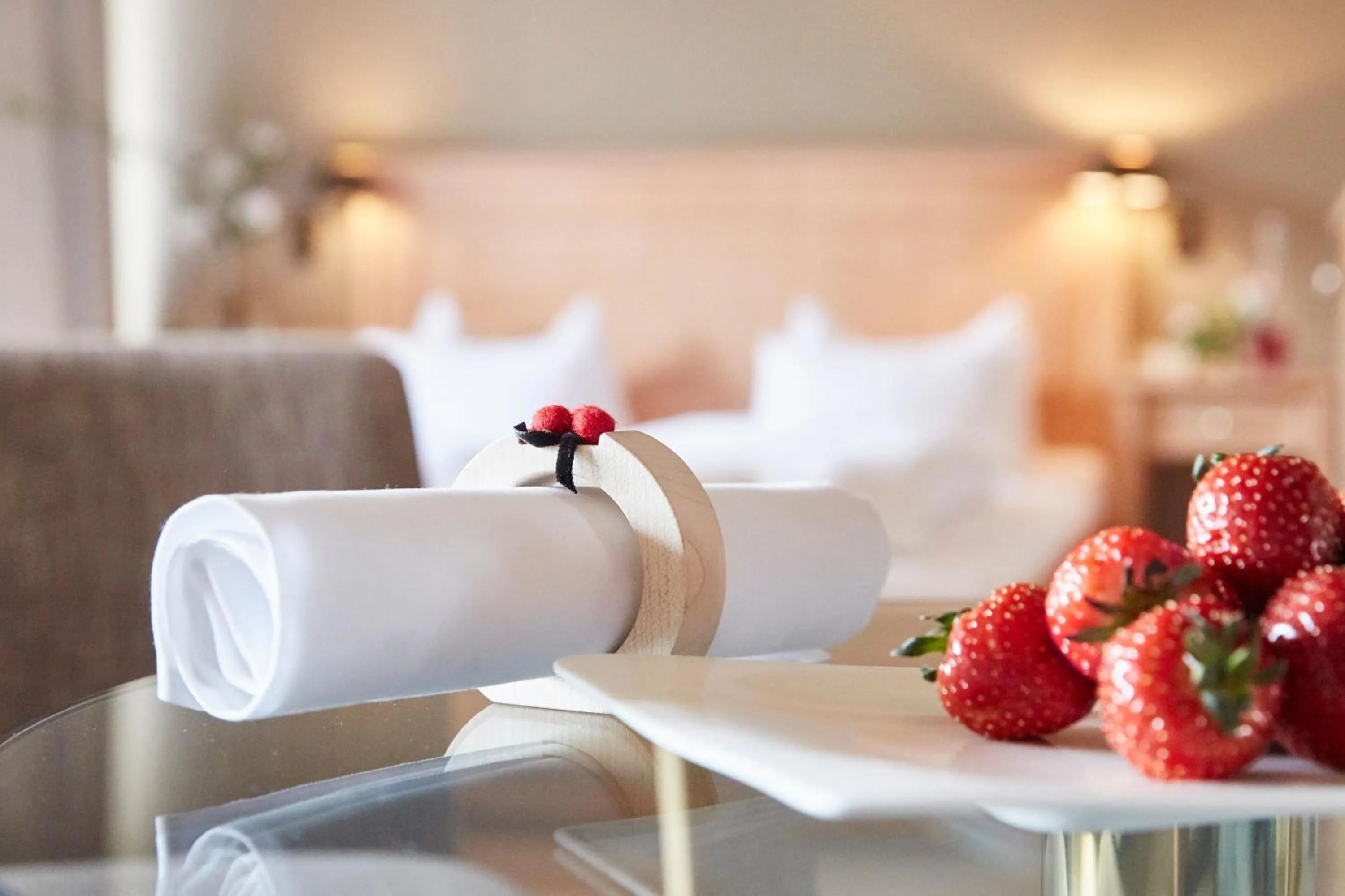 Logo/Certificate/Sign, Bed in Hotel Restaurant zur Sonne St. Peter
