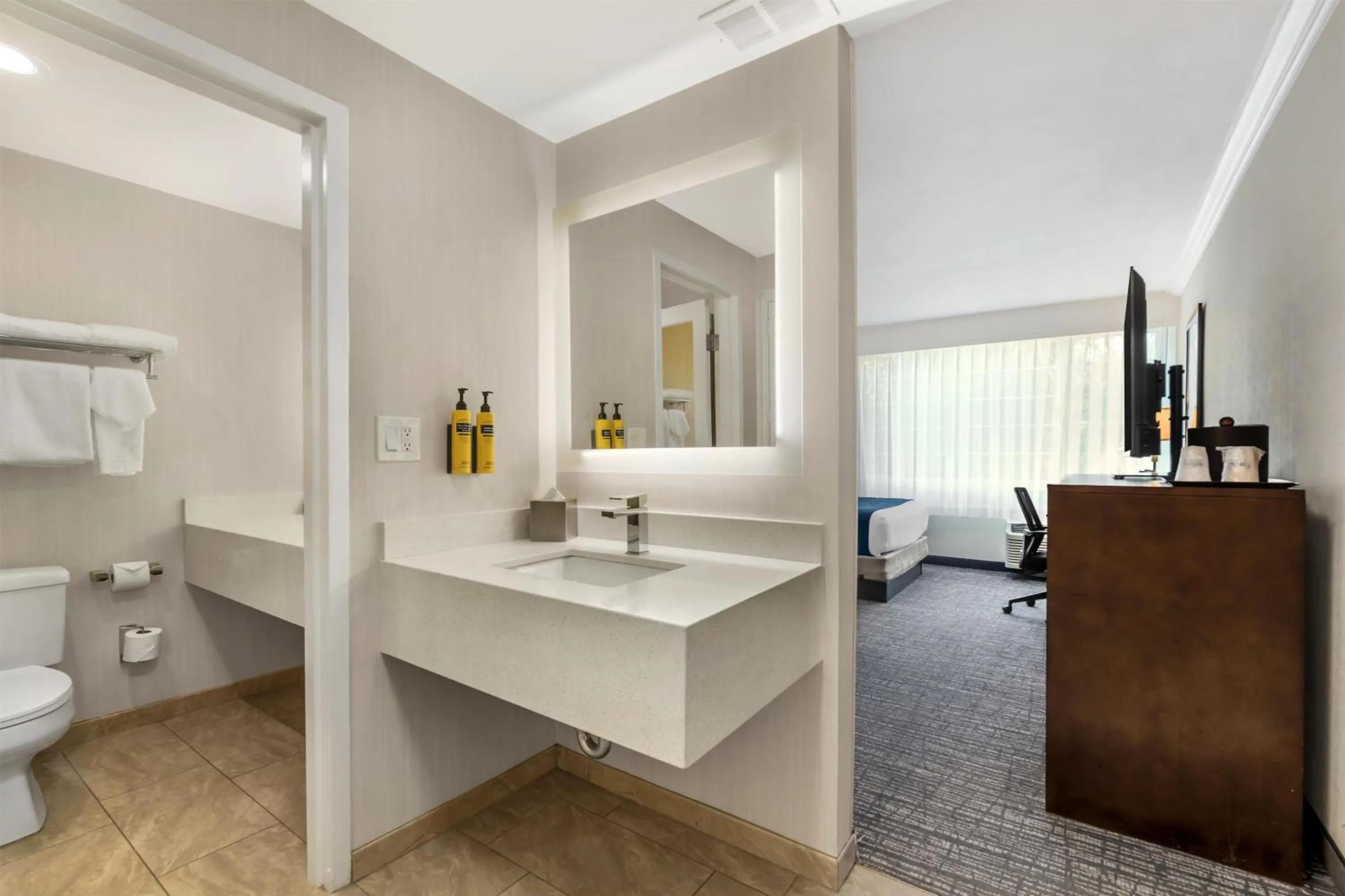 Bathroom in Best Western Plus Carriage Inn