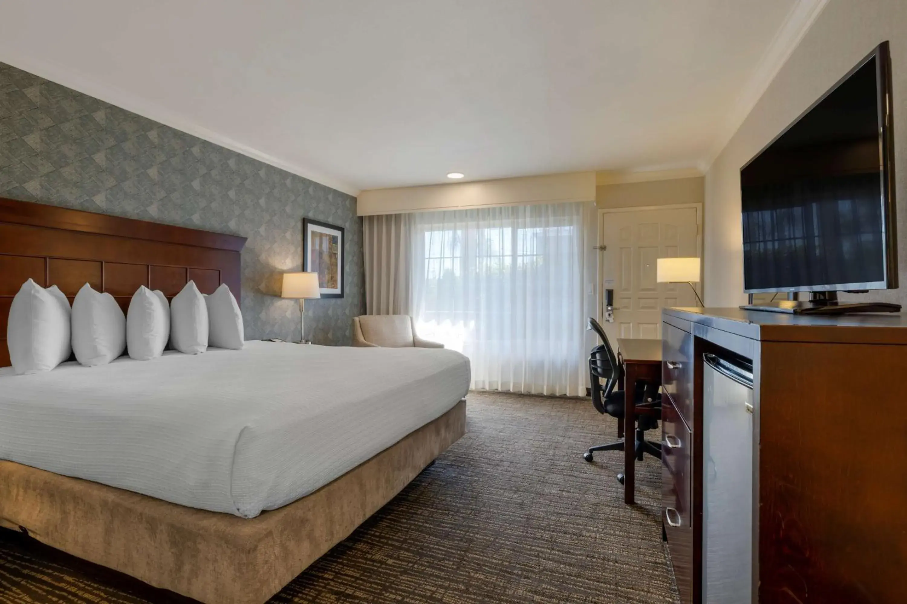 Bedroom, Bed in Best Western Plus Carriage Inn Bedroom, Bed in Best Western Plus Carriage Inn