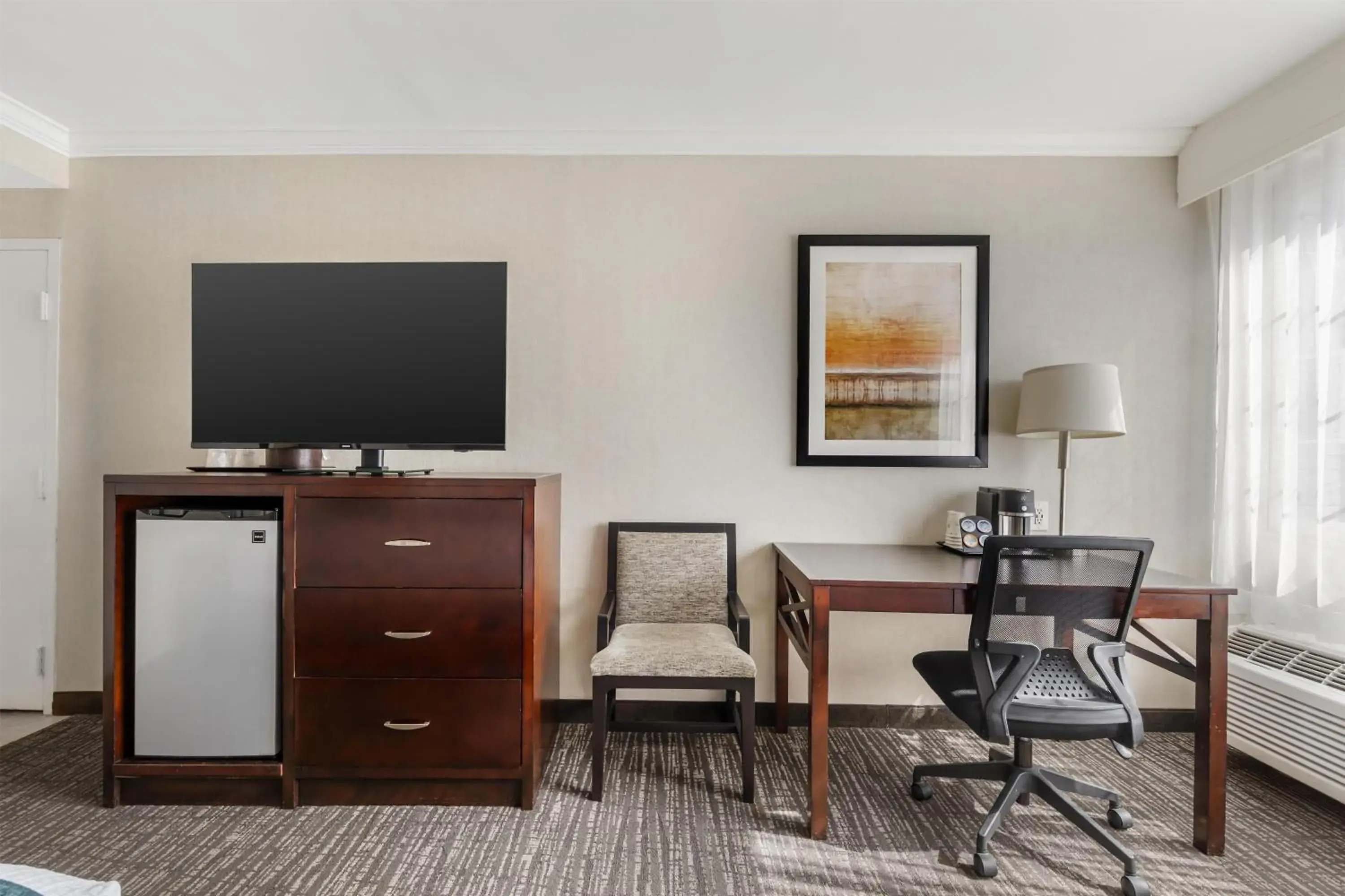 Bedroom in Best Western Plus Carriage Inn Bedroom in Best Western Plus Carriage Inn