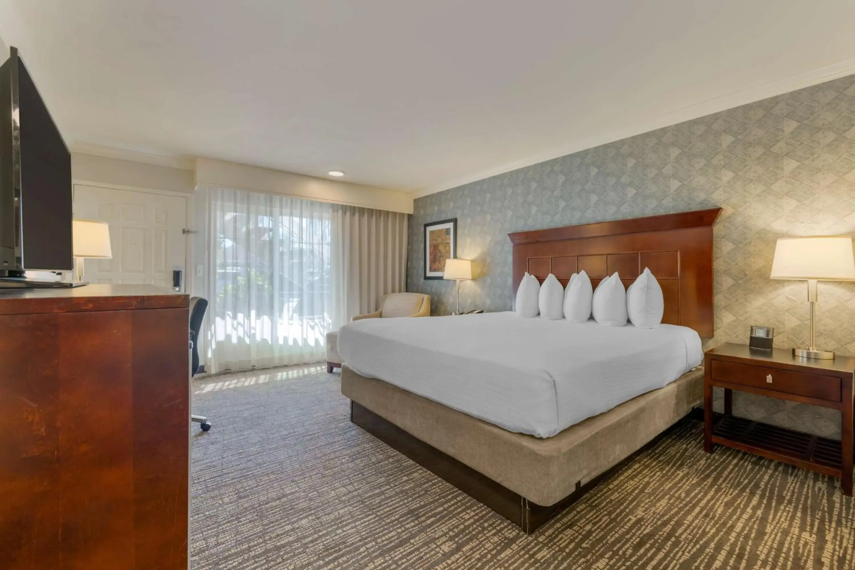 Bedroom, Bed in Best Western Plus Carriage Inn Bedroom, Bed in Best Western Plus Carriage Inn