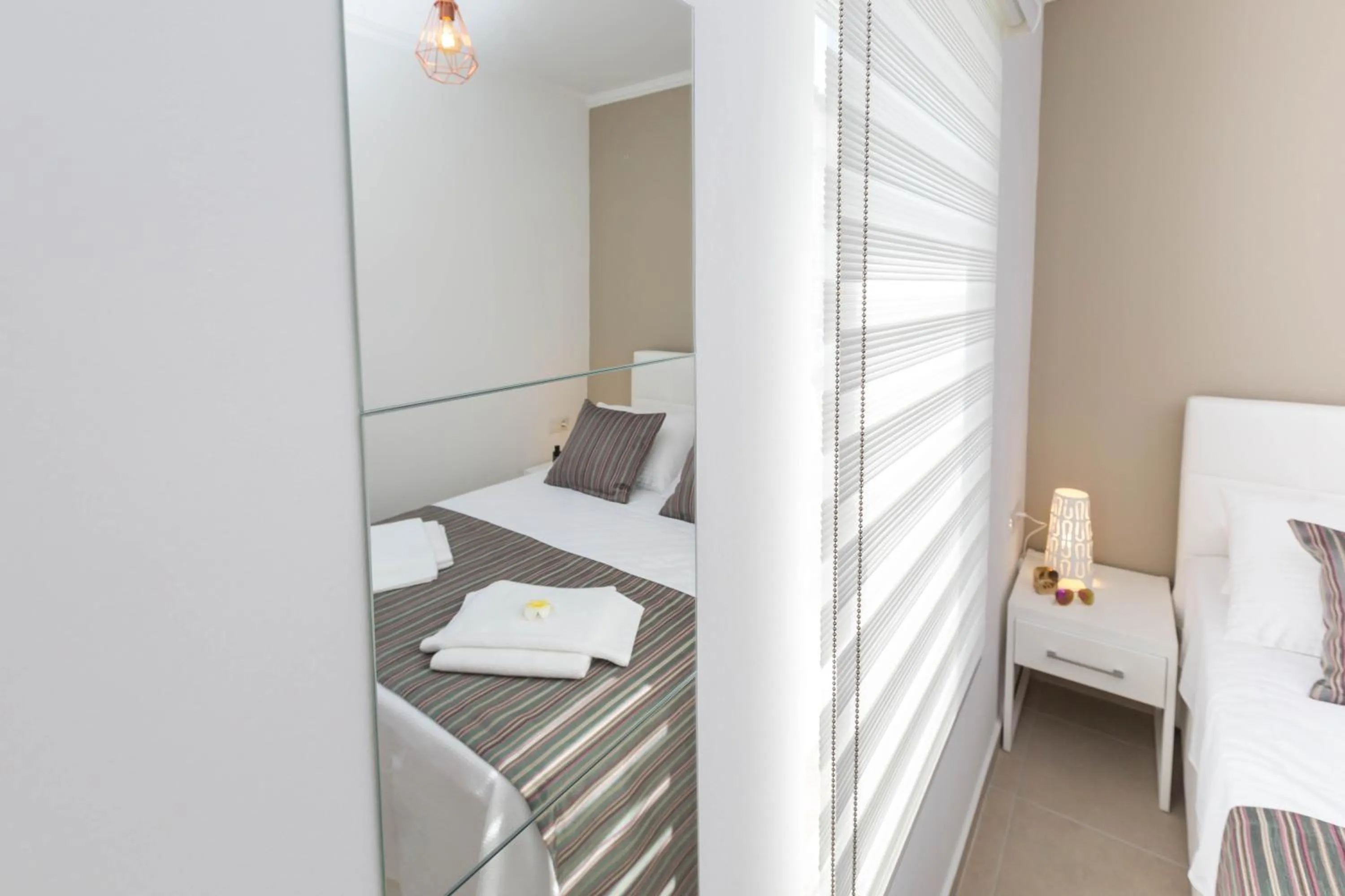 Decorative detail, Bed in Erdem City Apart