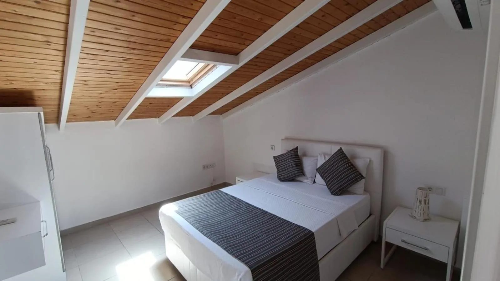 Bed in Erdem City Apart