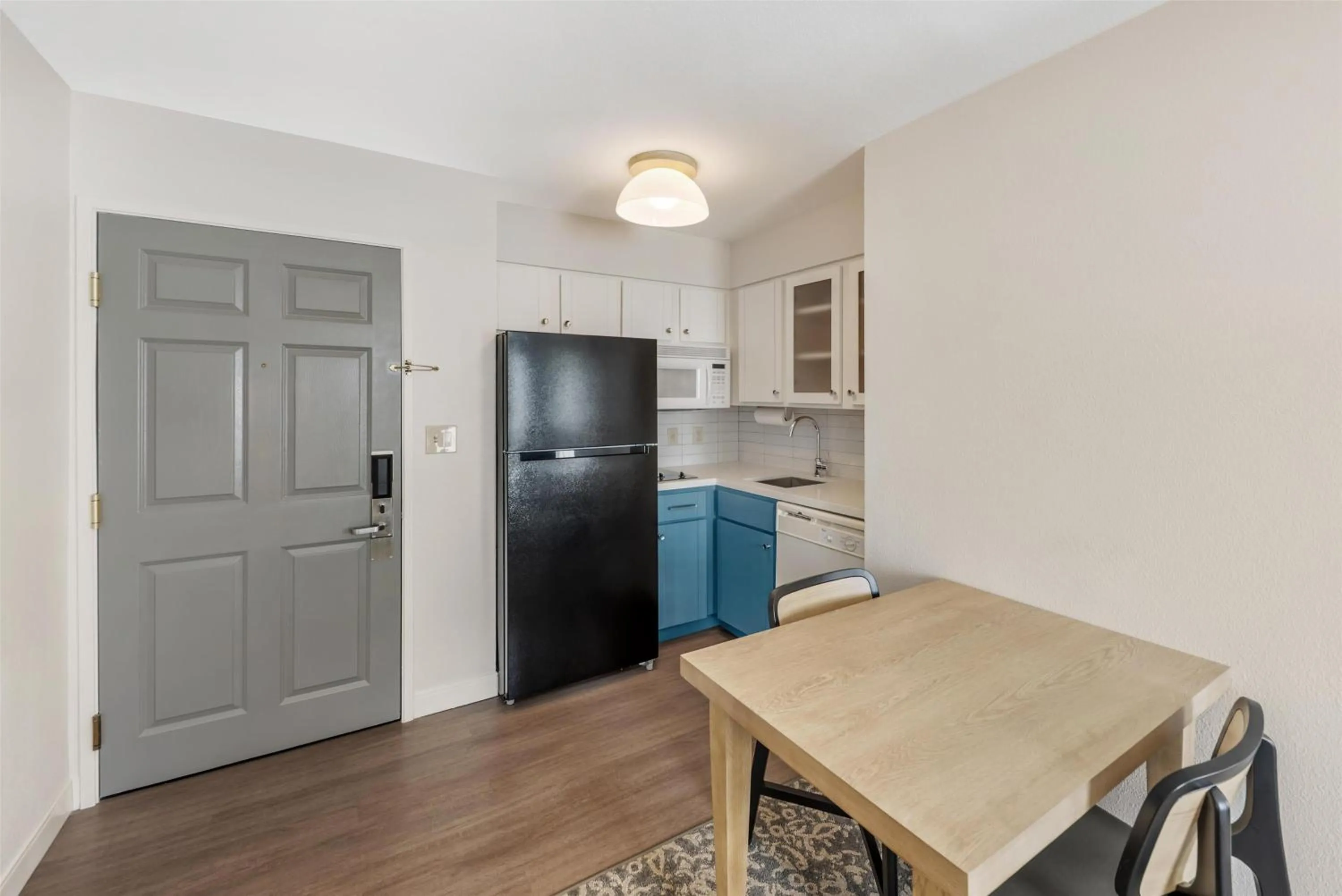 Bedroom in Sonesta ES Suites Austin The Domain Area - Newly Renovated