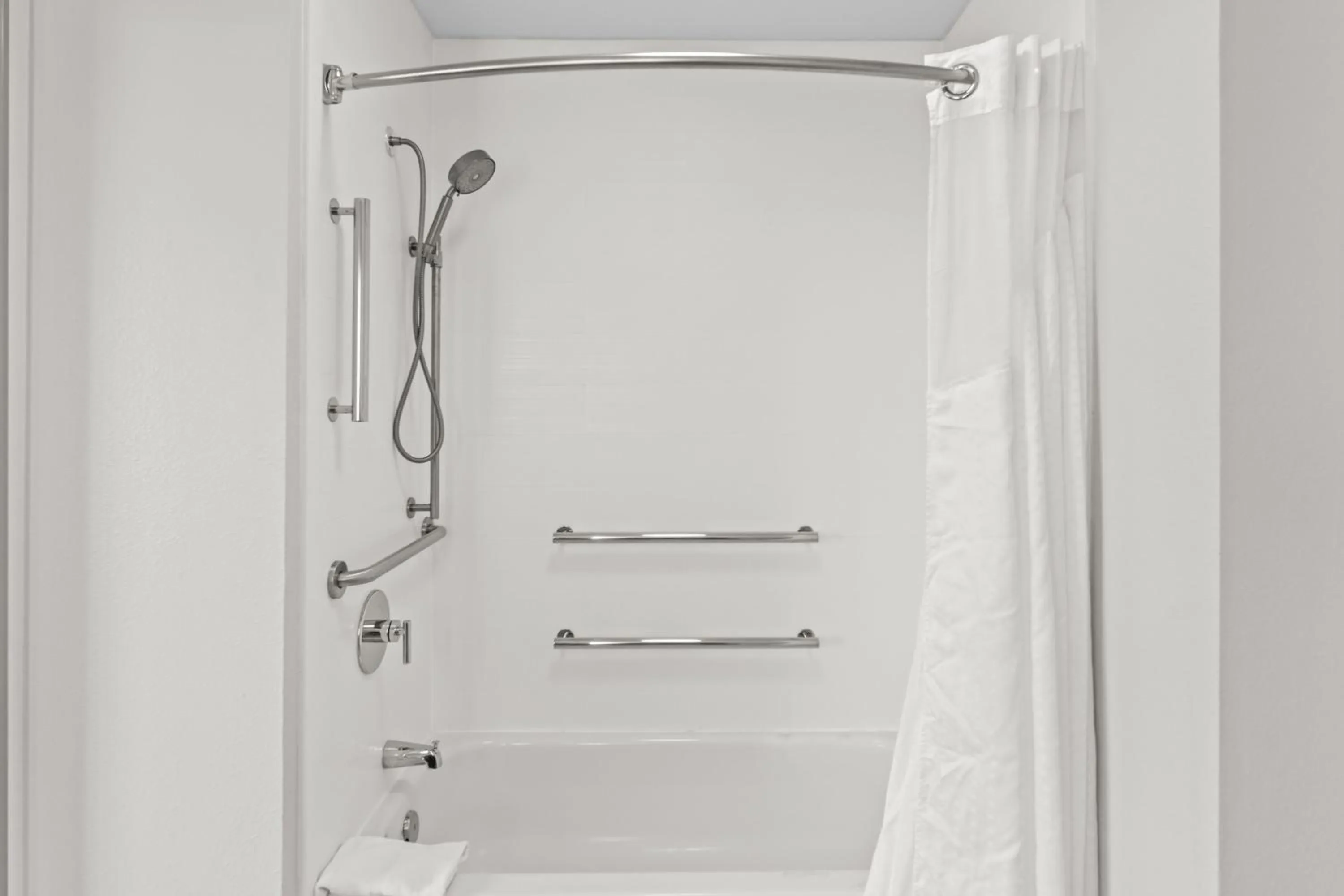 Bathroom in Holiday Inn Express & Suites Austin SW - Sunset Valley by IHG Hotel