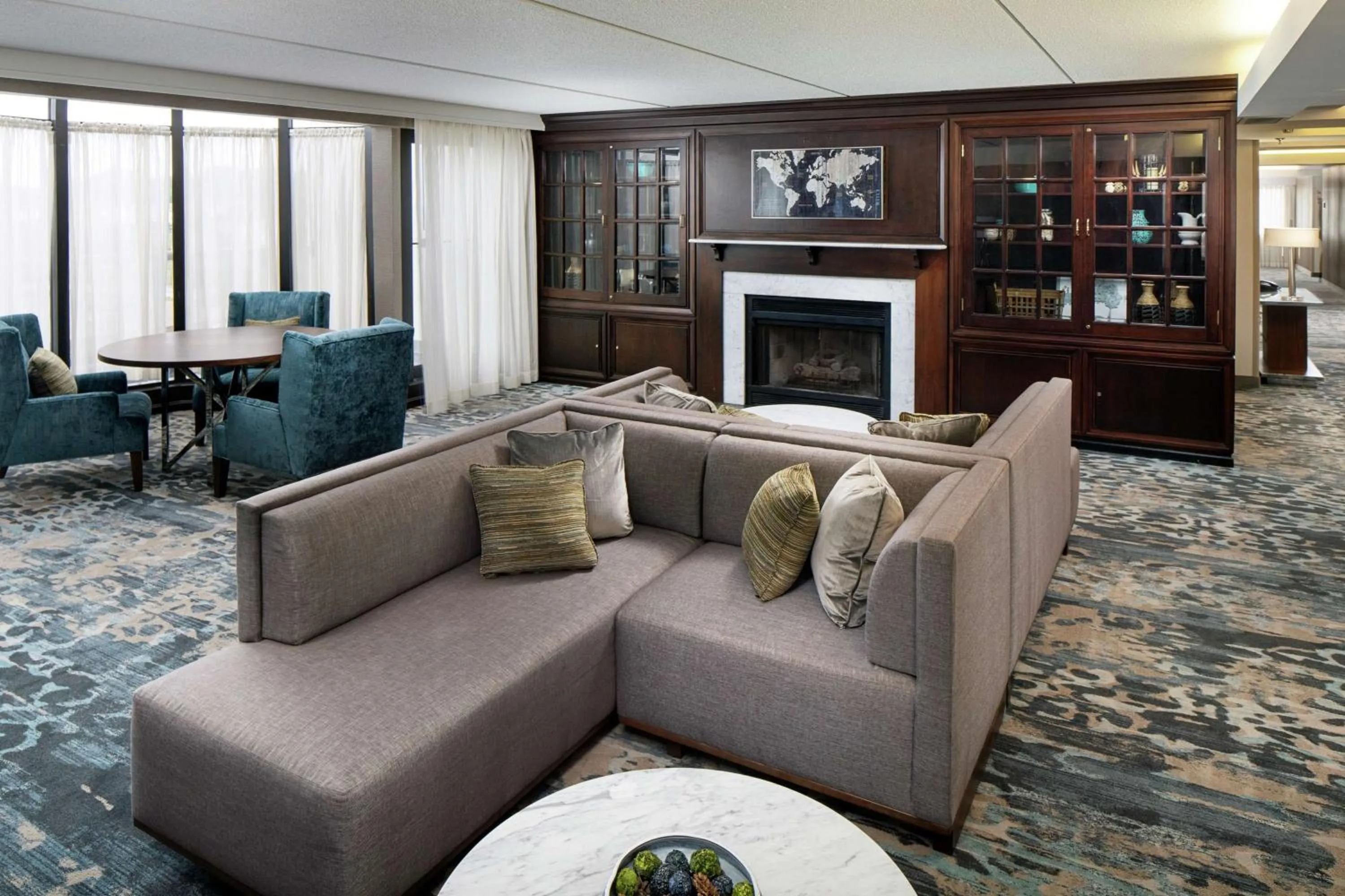 Lobby or reception in DoubleTree by Hilton Nashua