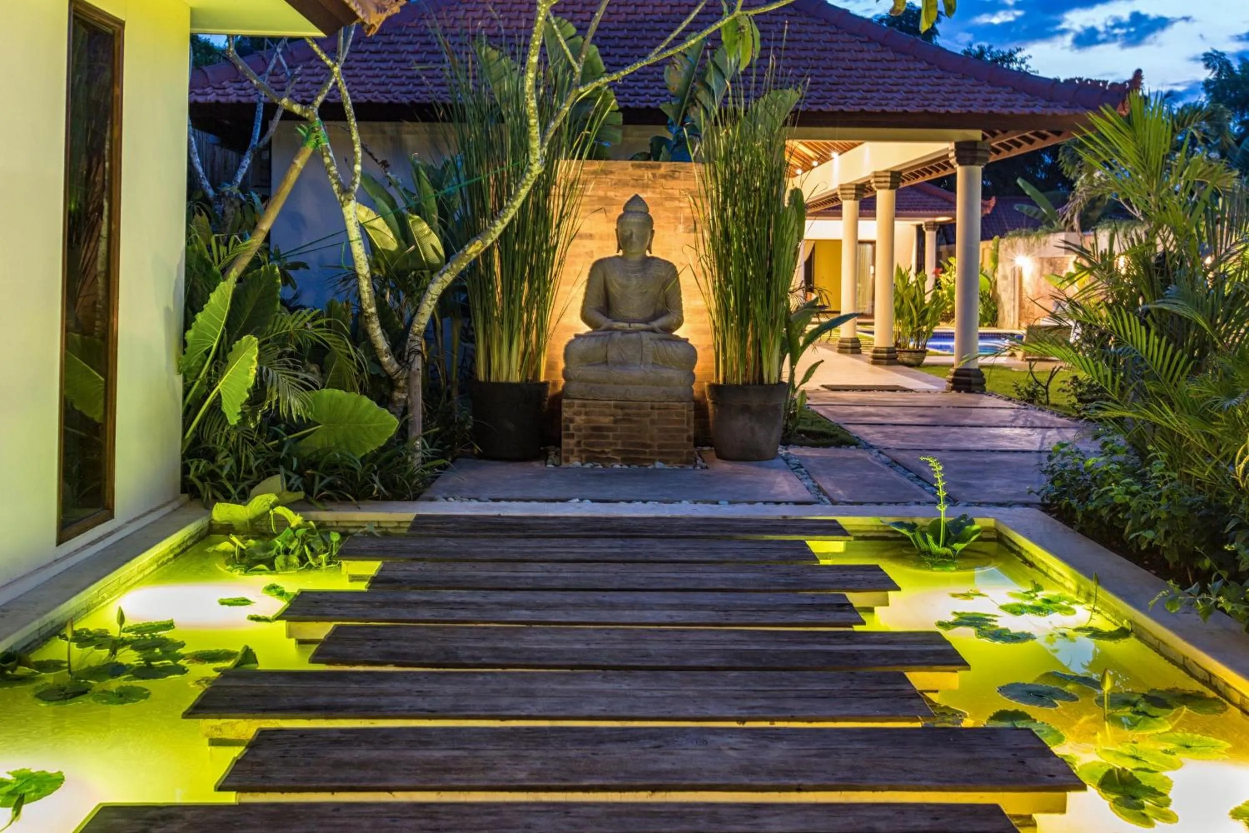Villa Lotus