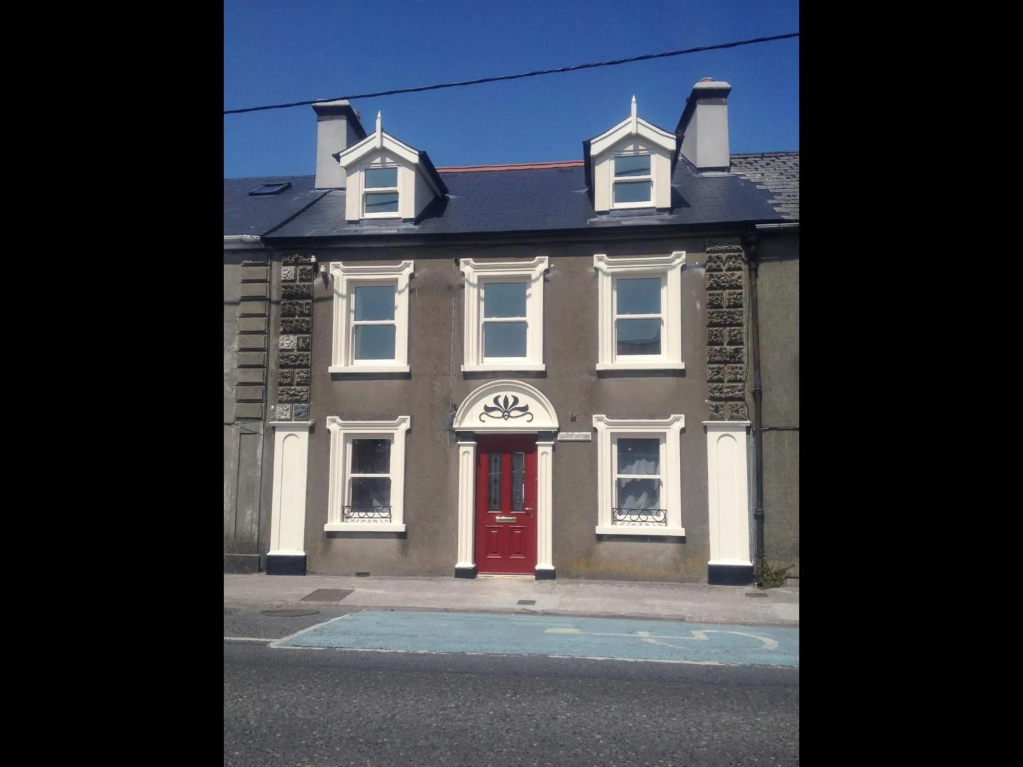 5 bedroom Town House