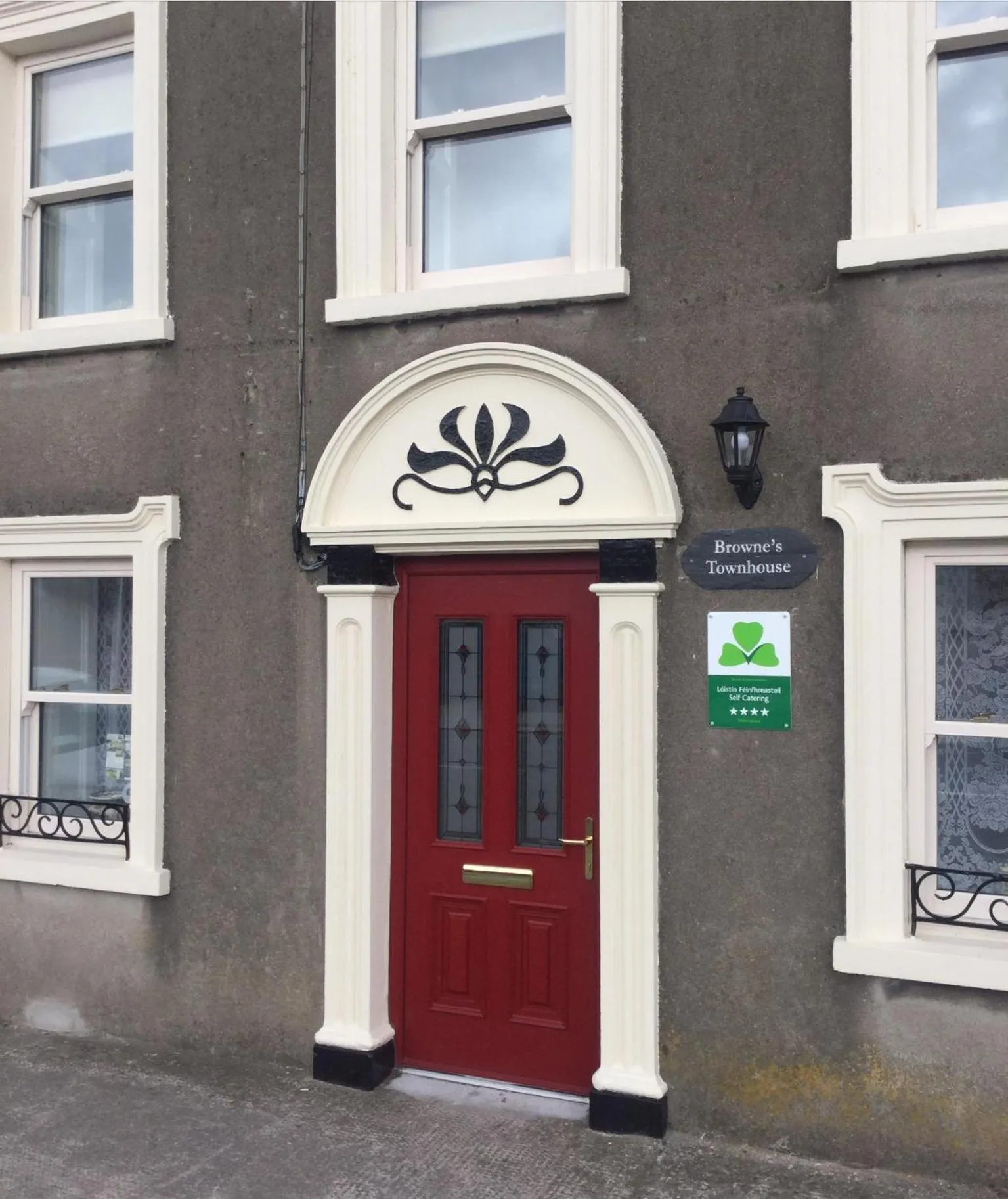 5 bedroom Town House