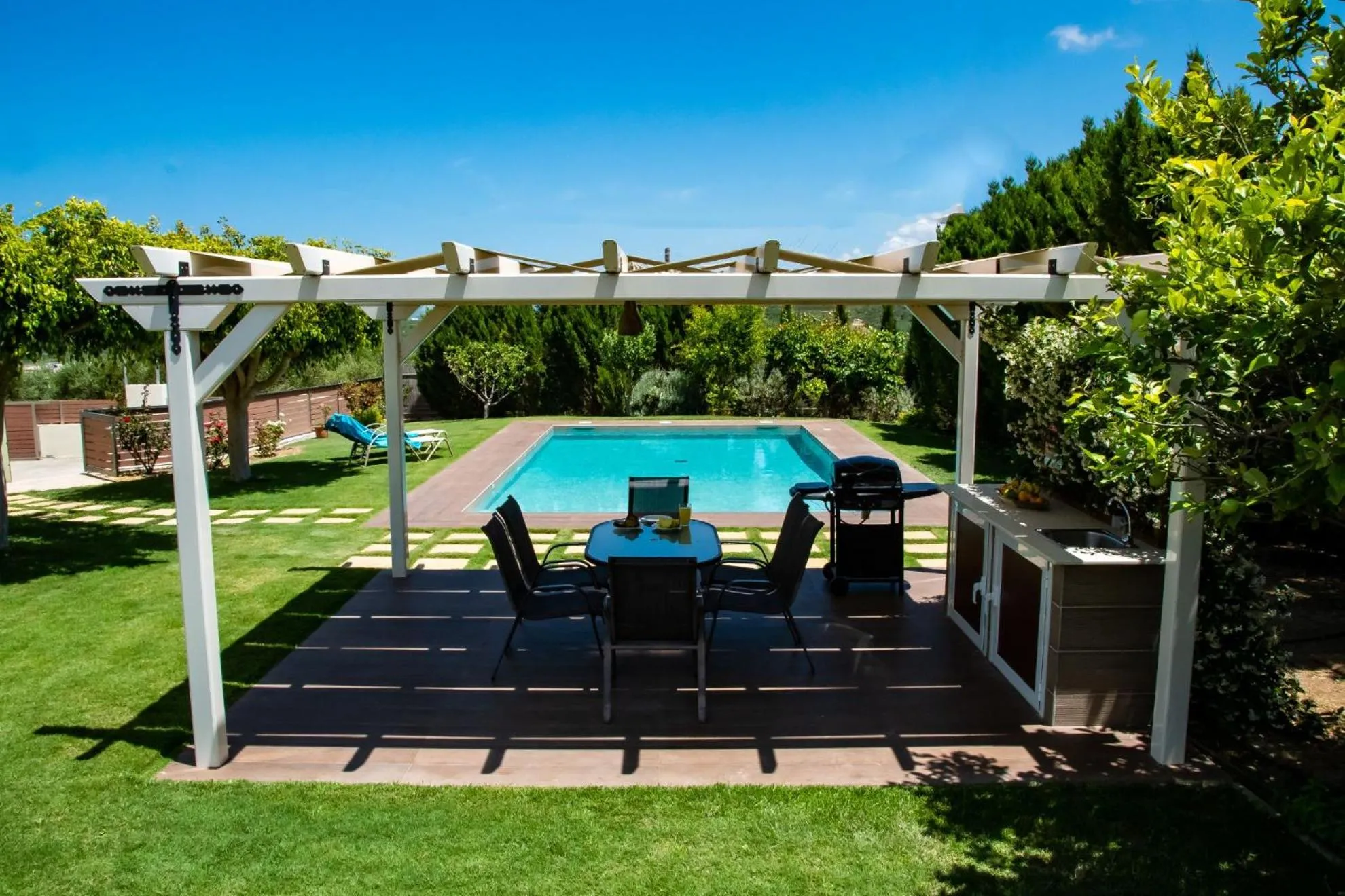 Patio in Villa Dimokratia