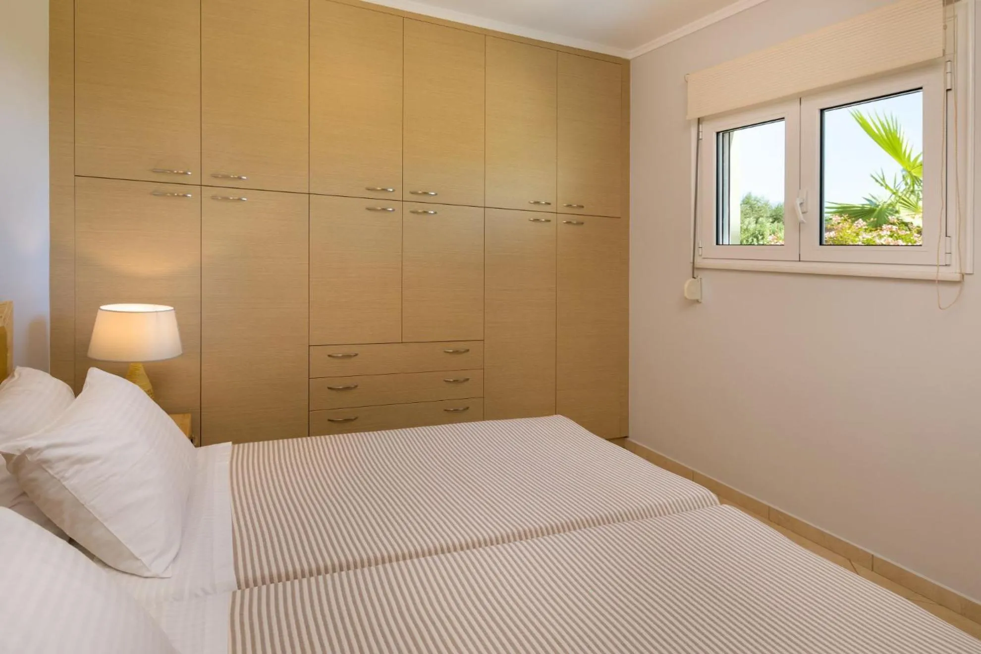 Bed in Villa Dimokratia