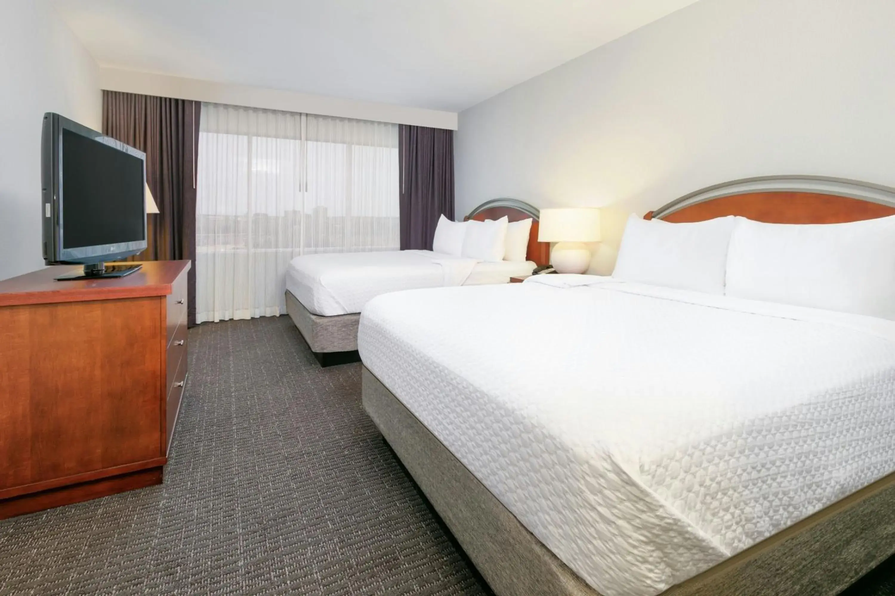 Photo of the whole room, Bed in The Lamar Photo of the whole room, Bed in The Lamar