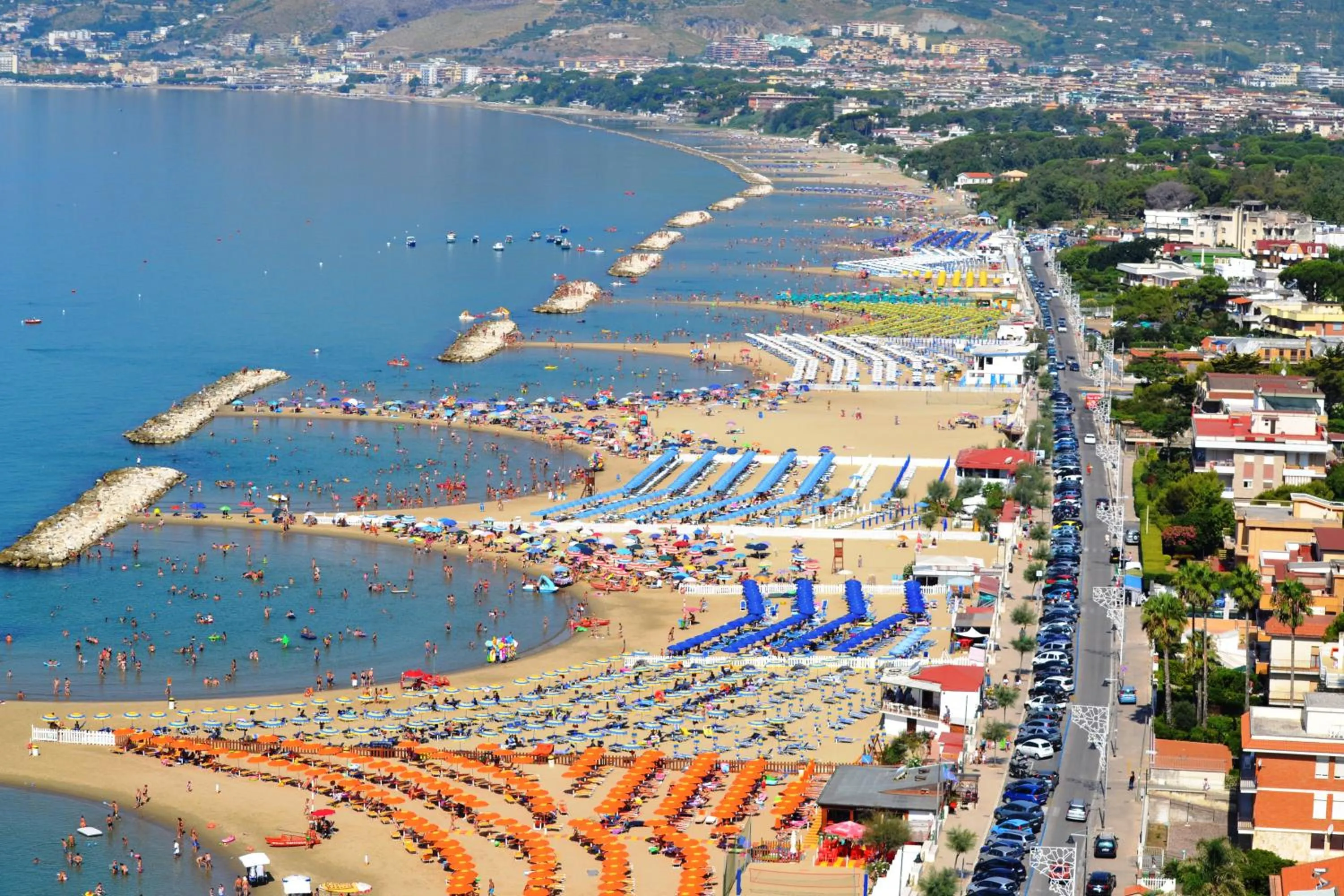 Beach in B&B LINEABLU