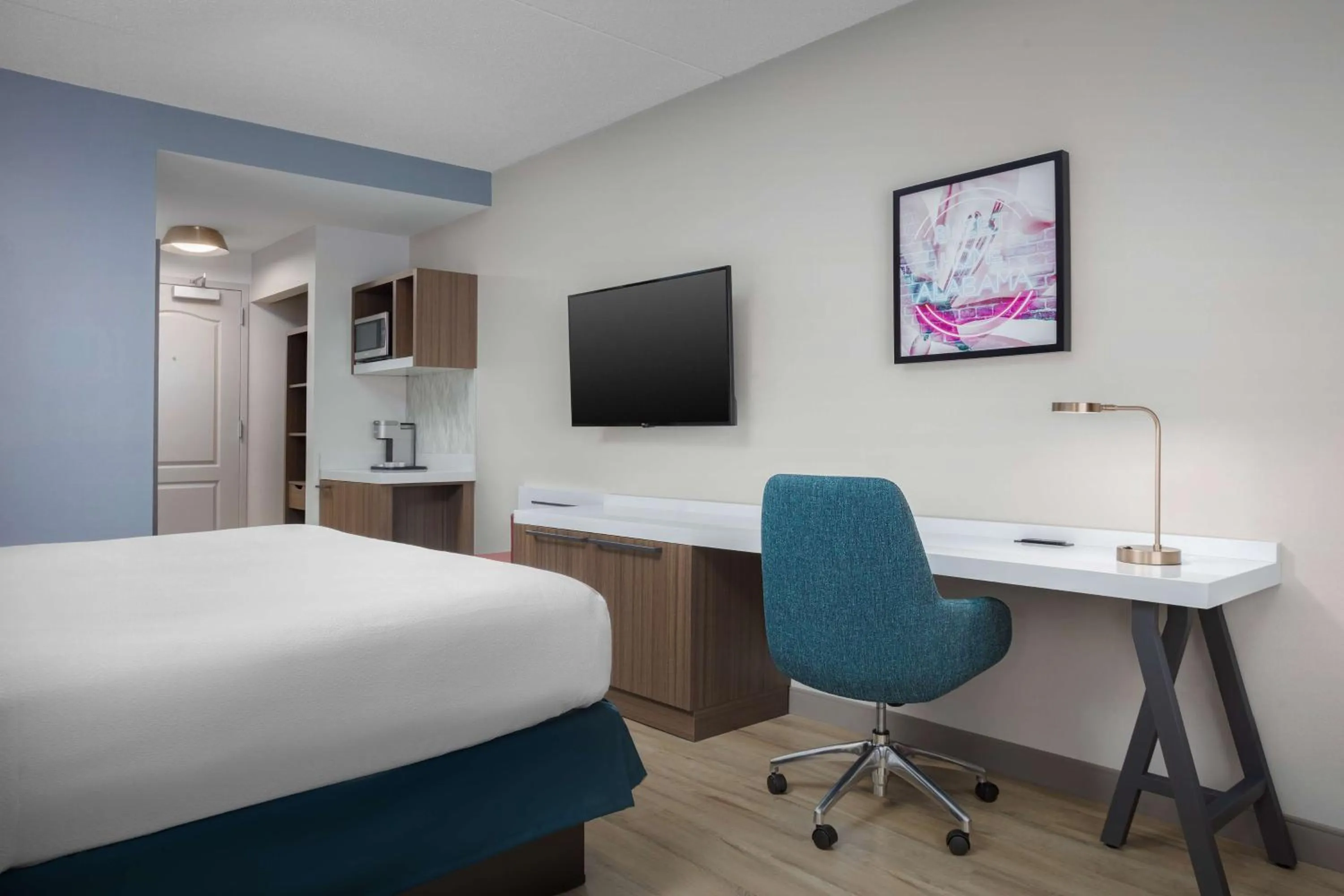 Bedroom, Bed in Hilton Garden Inn Tuscaloosa