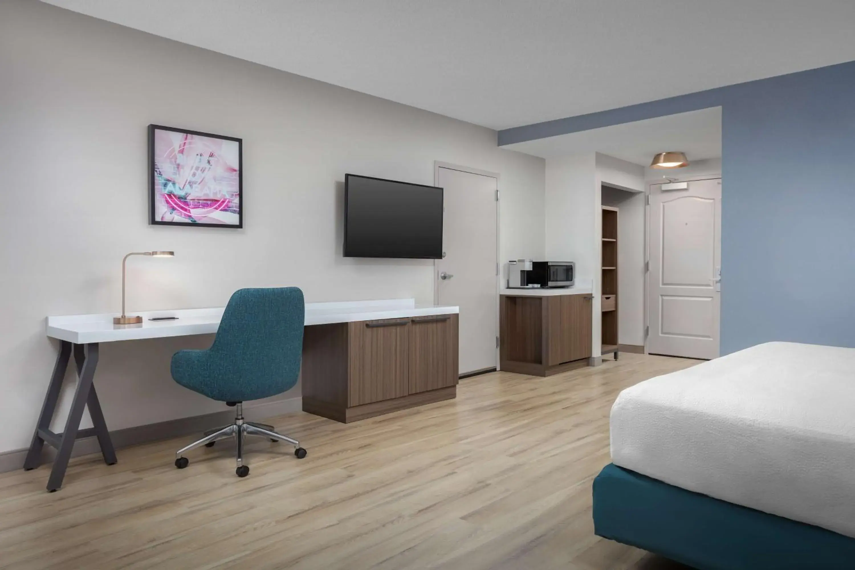 Bedroom, Bed in Hilton Garden Inn Tuscaloosa Bedroom, Bed in Hilton Garden Inn Tuscaloosa