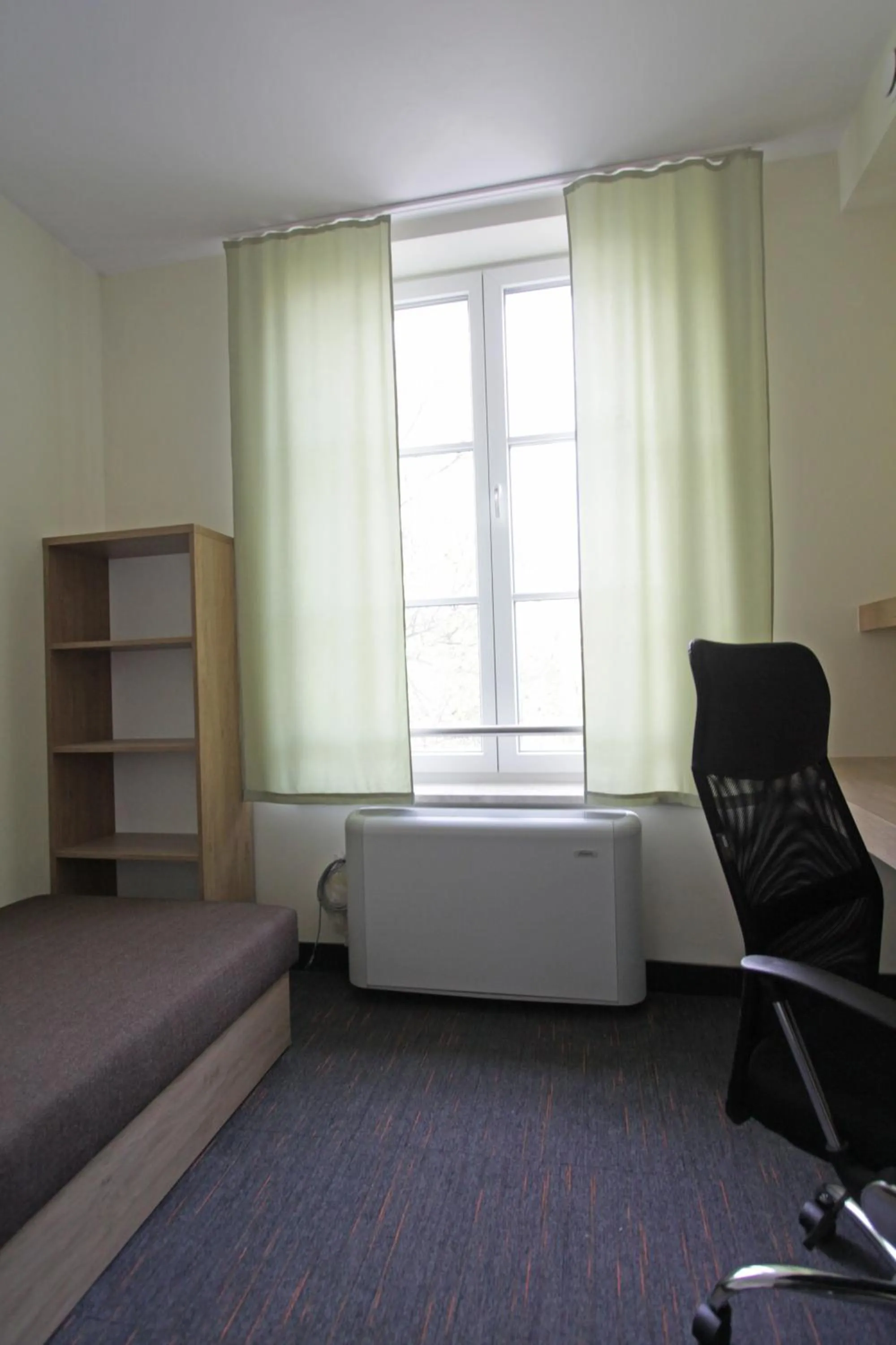 Photo of the whole room in Dom Pomocy Studentom