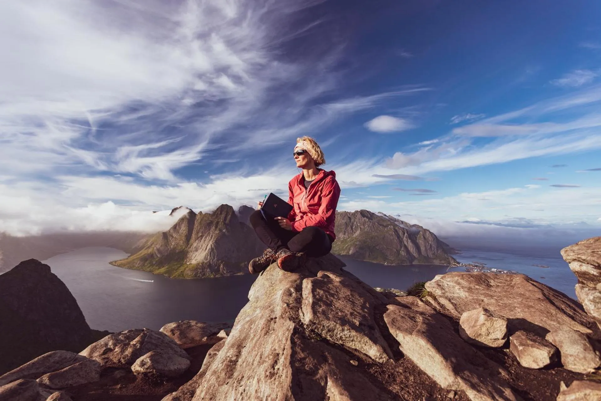 Hiking in Lofoten Planet - Boutique Hotel