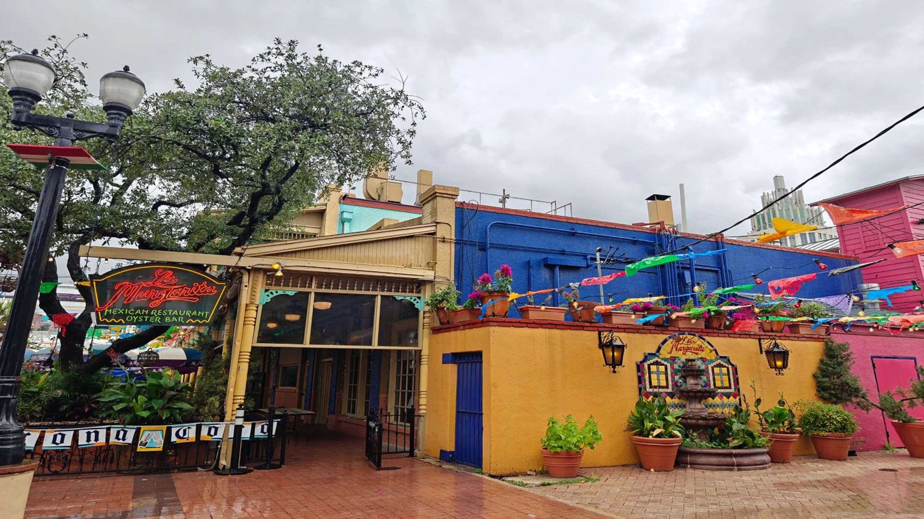 Nearby landmark in Holiday Inn Express Hotel & Suites San Antonio - Rivercenter Area by IHG