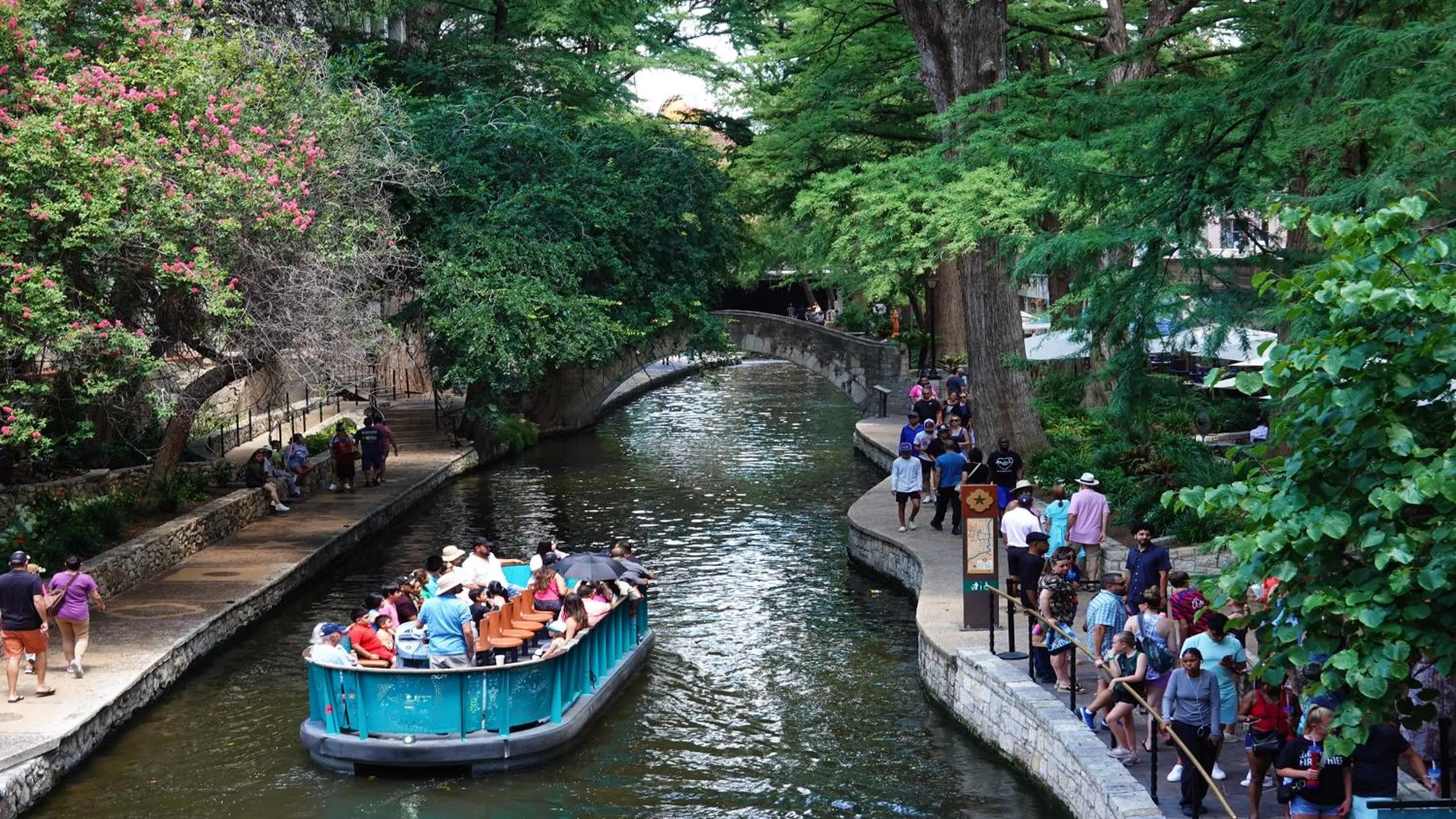 Nearby landmark in Holiday Inn Express Hotel & Suites San Antonio - Rivercenter Area by IHG