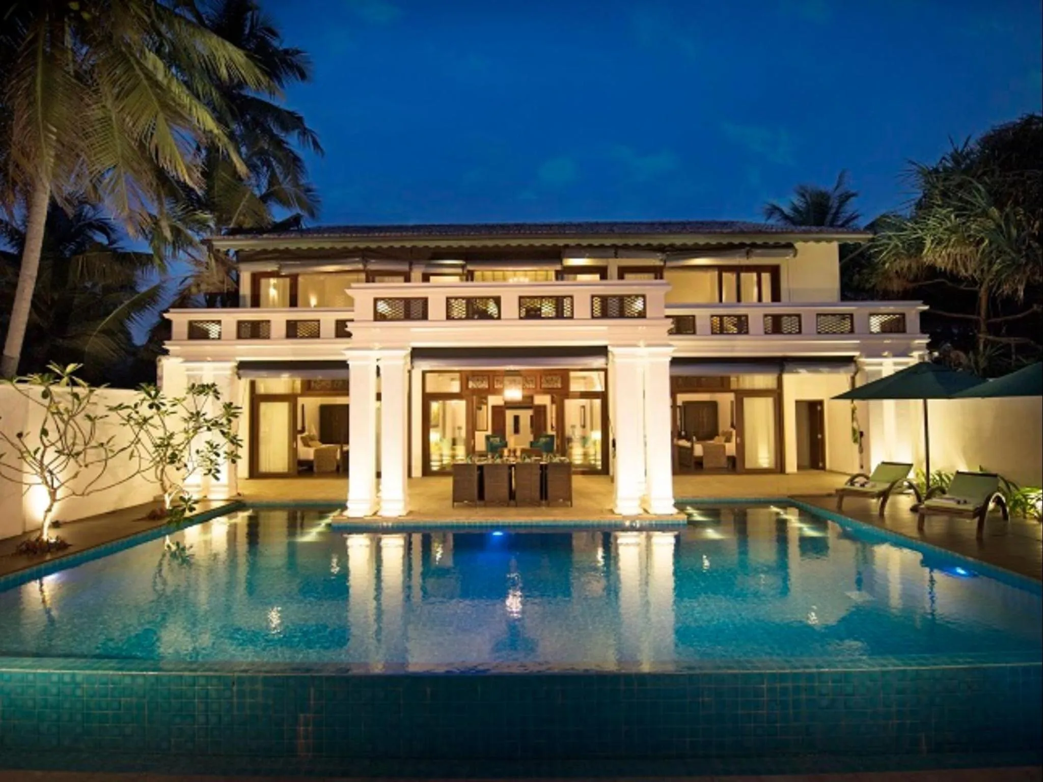 Swimming pool in Villa 46