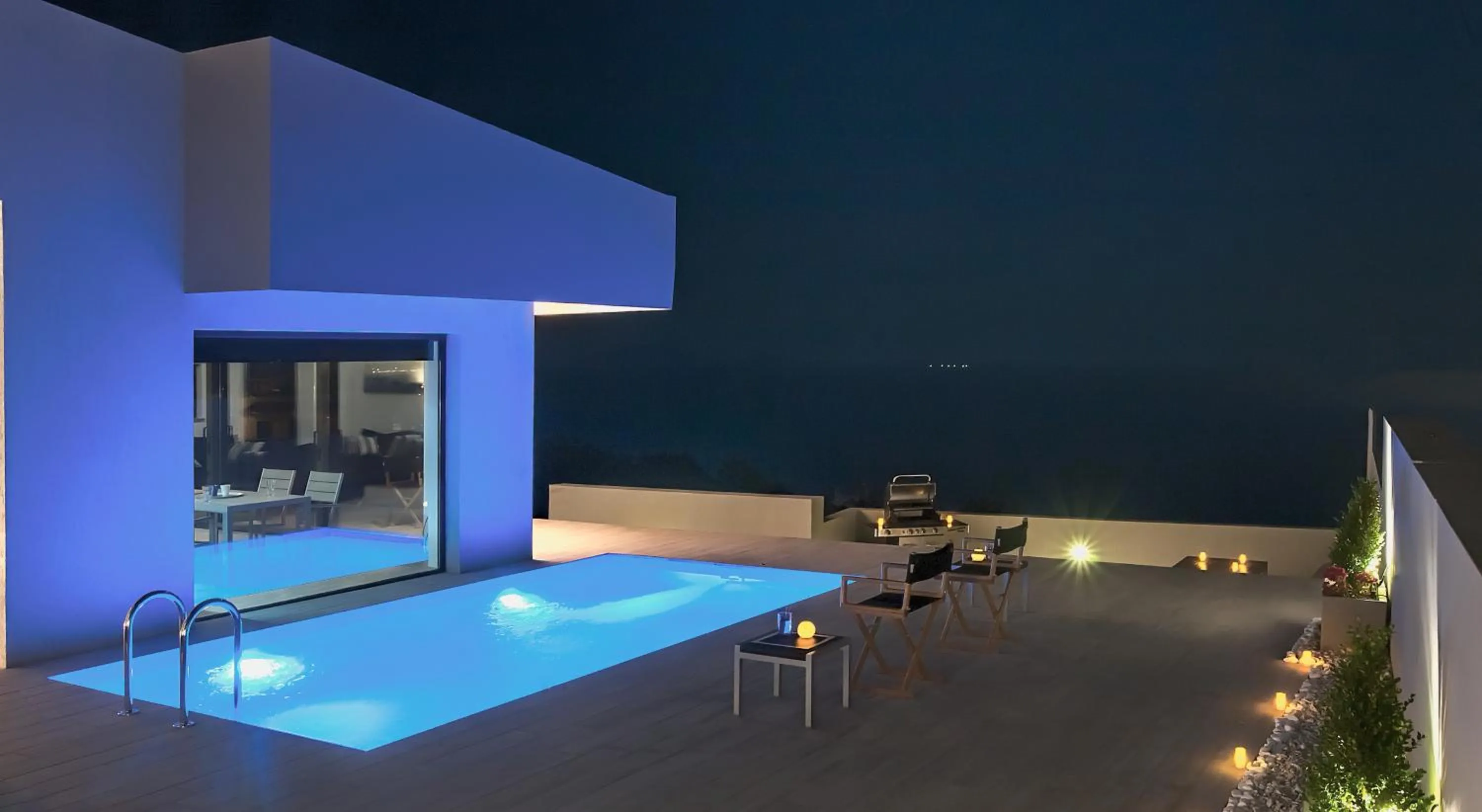 Patio in Marathon Blue