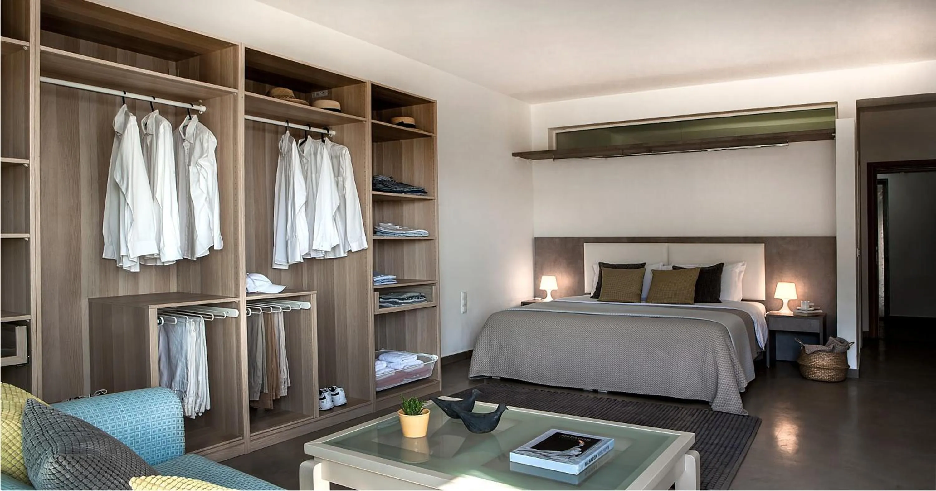 Bed in Marathon Blue