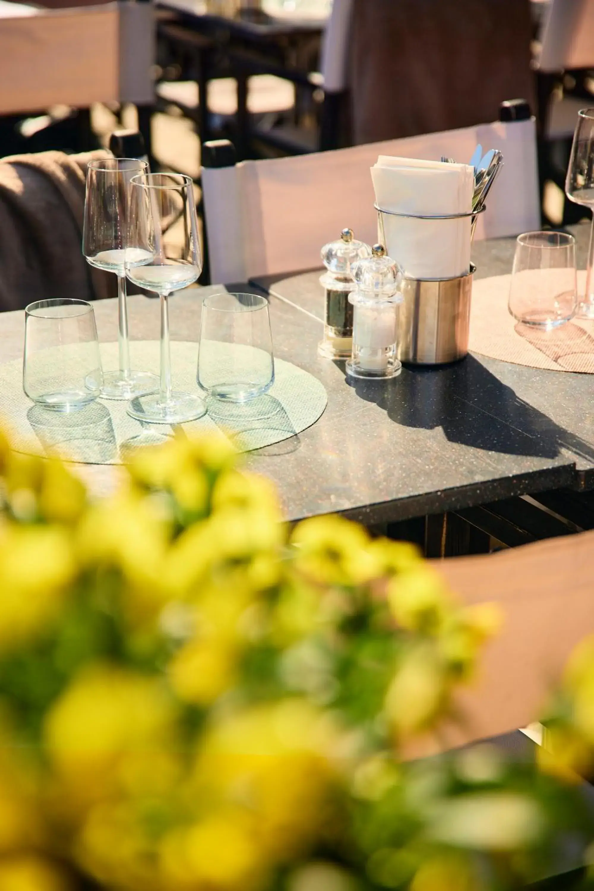 Restaurant/places to eat in Avalon Hotel Restaurant/places to eat in Avalon Hotel