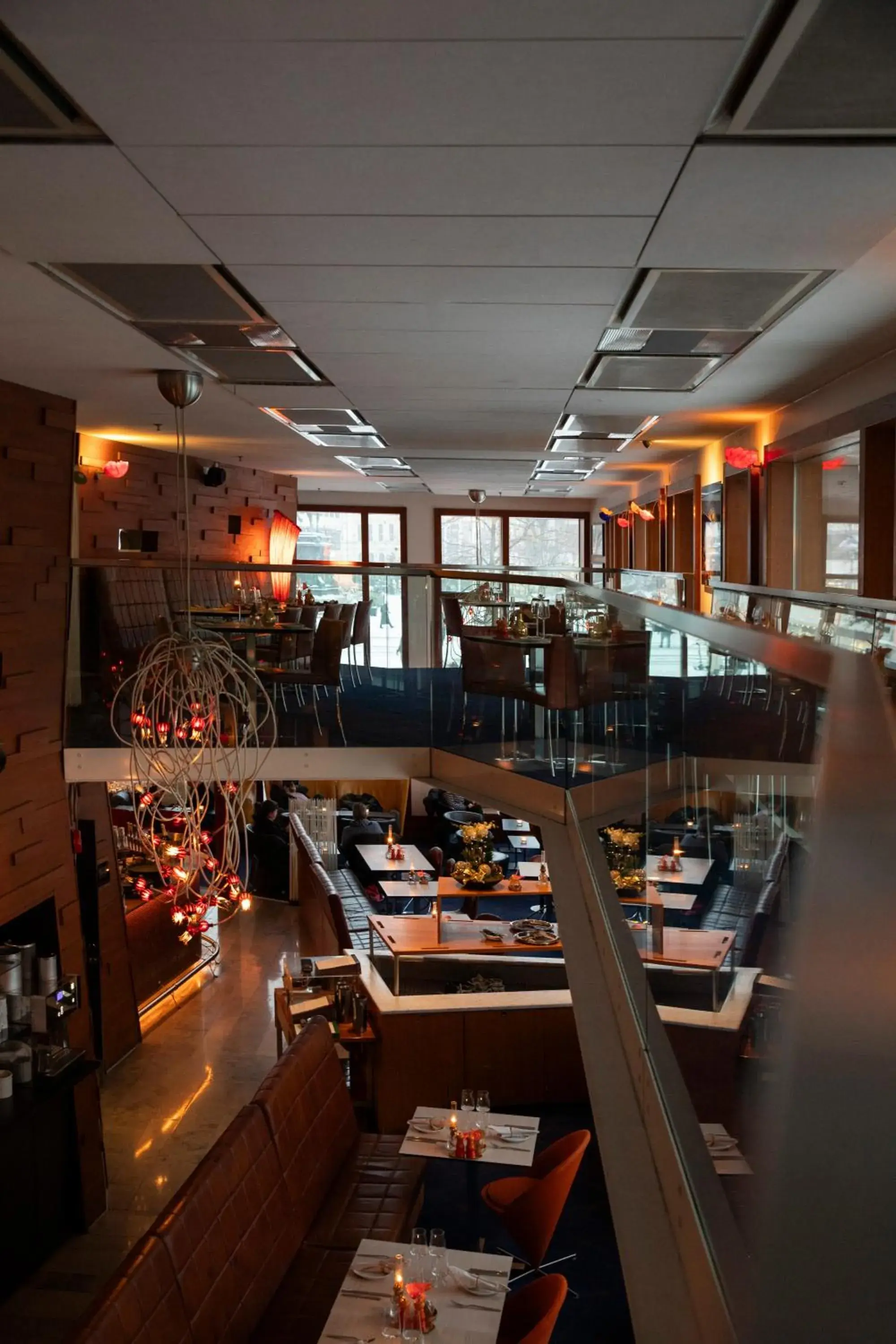 Restaurant/places to eat in Avalon Hotel Restaurant/places to eat in Avalon Hotel