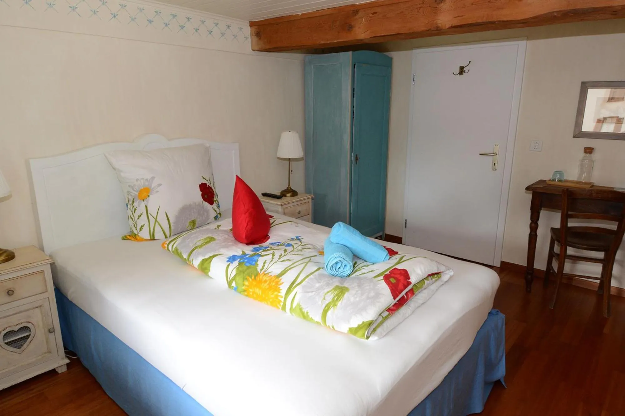 Photo of the whole room, Bed in Ustria Crusch Alva