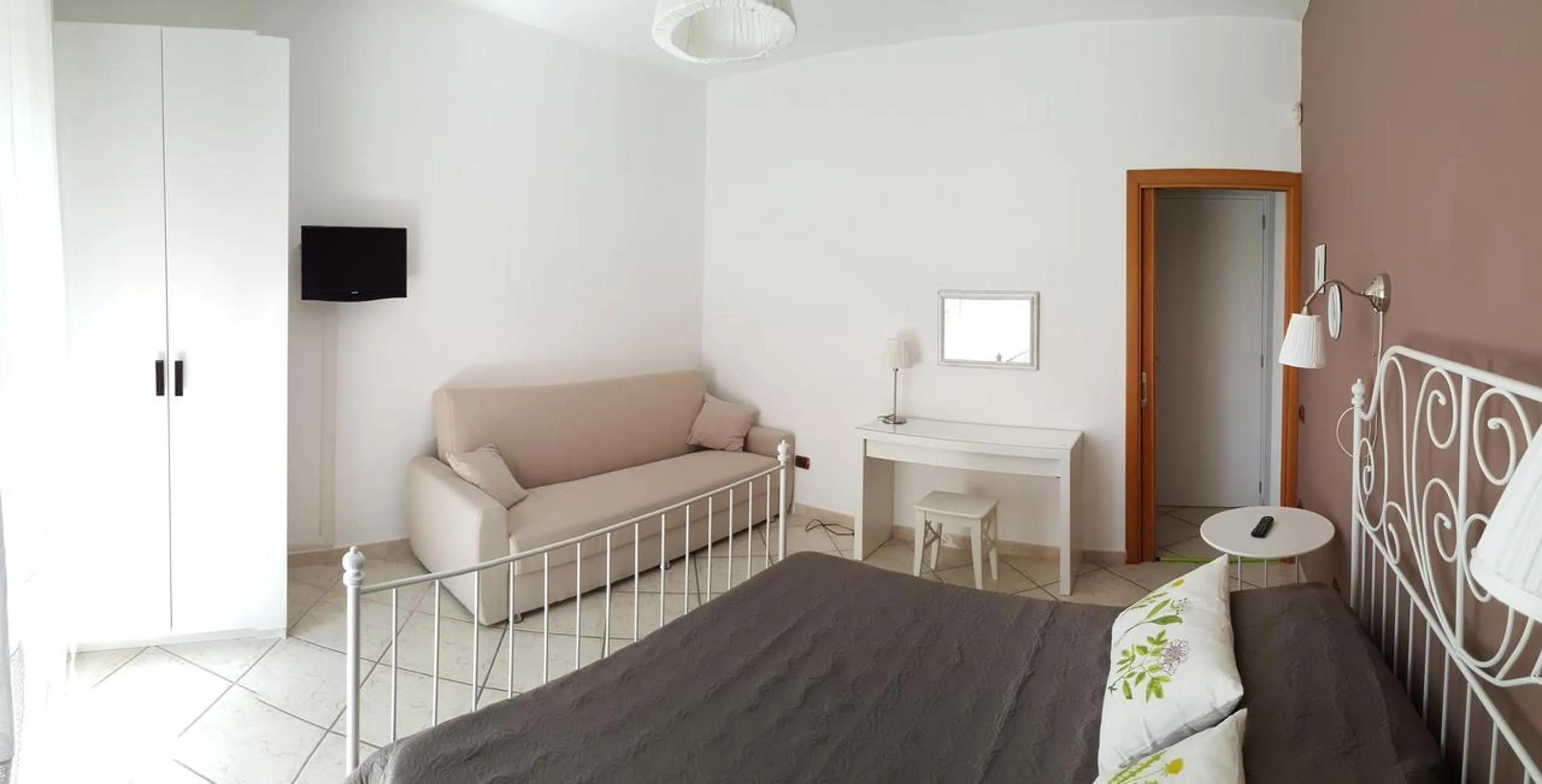 Bedroom, Bed in B&B Aminei Metrò