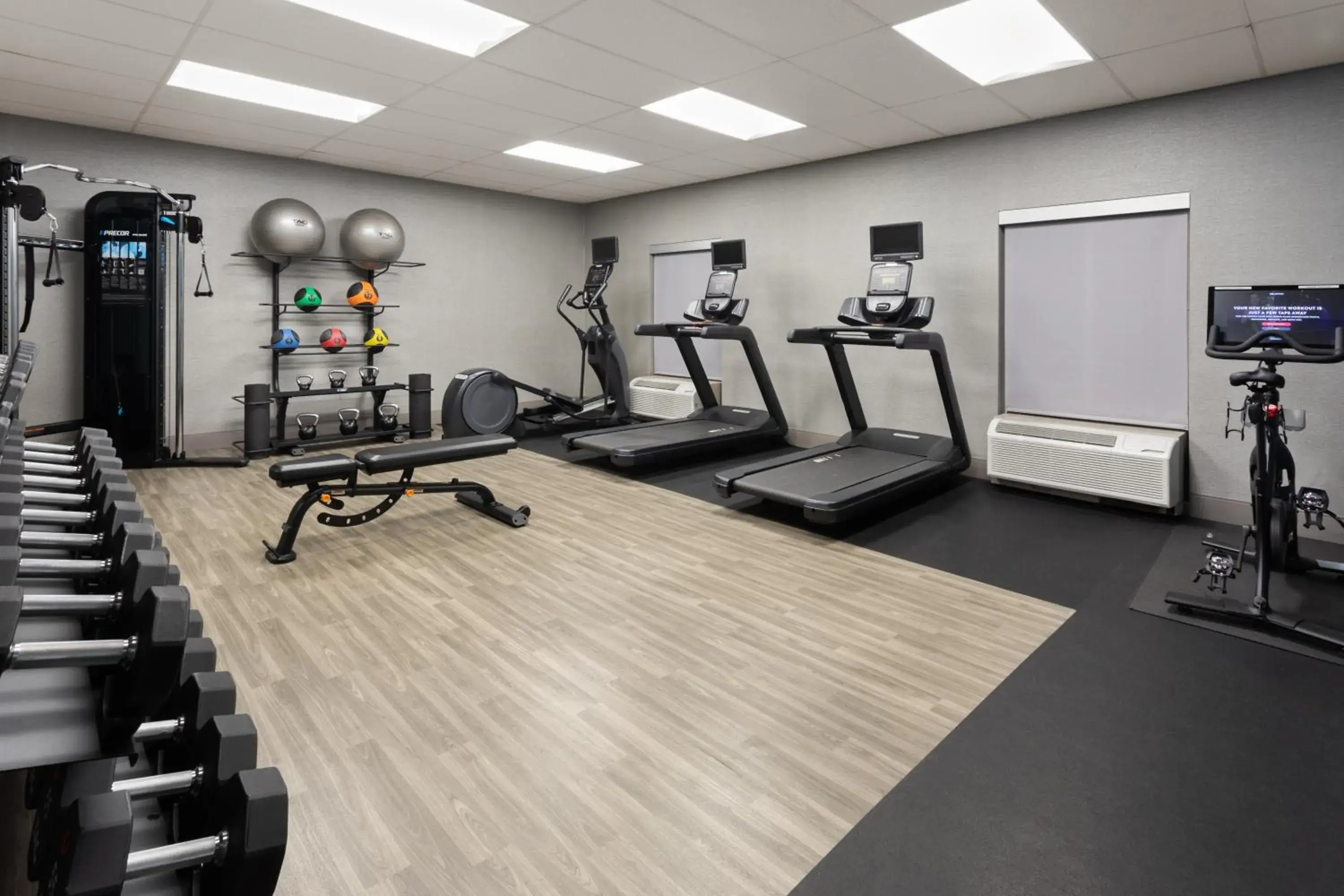 Fitness centre/facilities in Hampton Inn & Suites Scottsburg Fitness centre/facilities in Hampton Inn & Suites Scottsburg