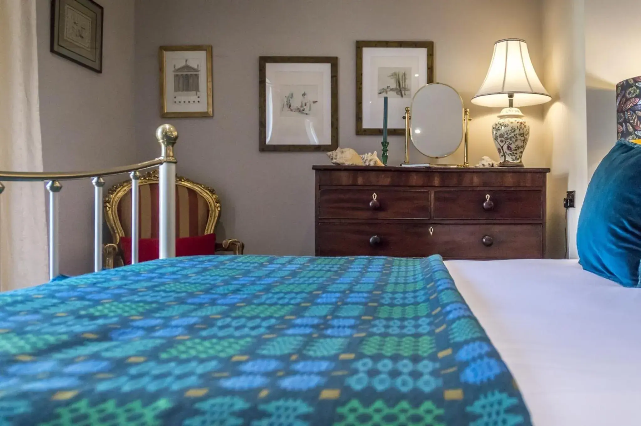 Bedroom, Bed in Top Joe's Townhouse Bedroom, Bed in Top Joe's Townhouse