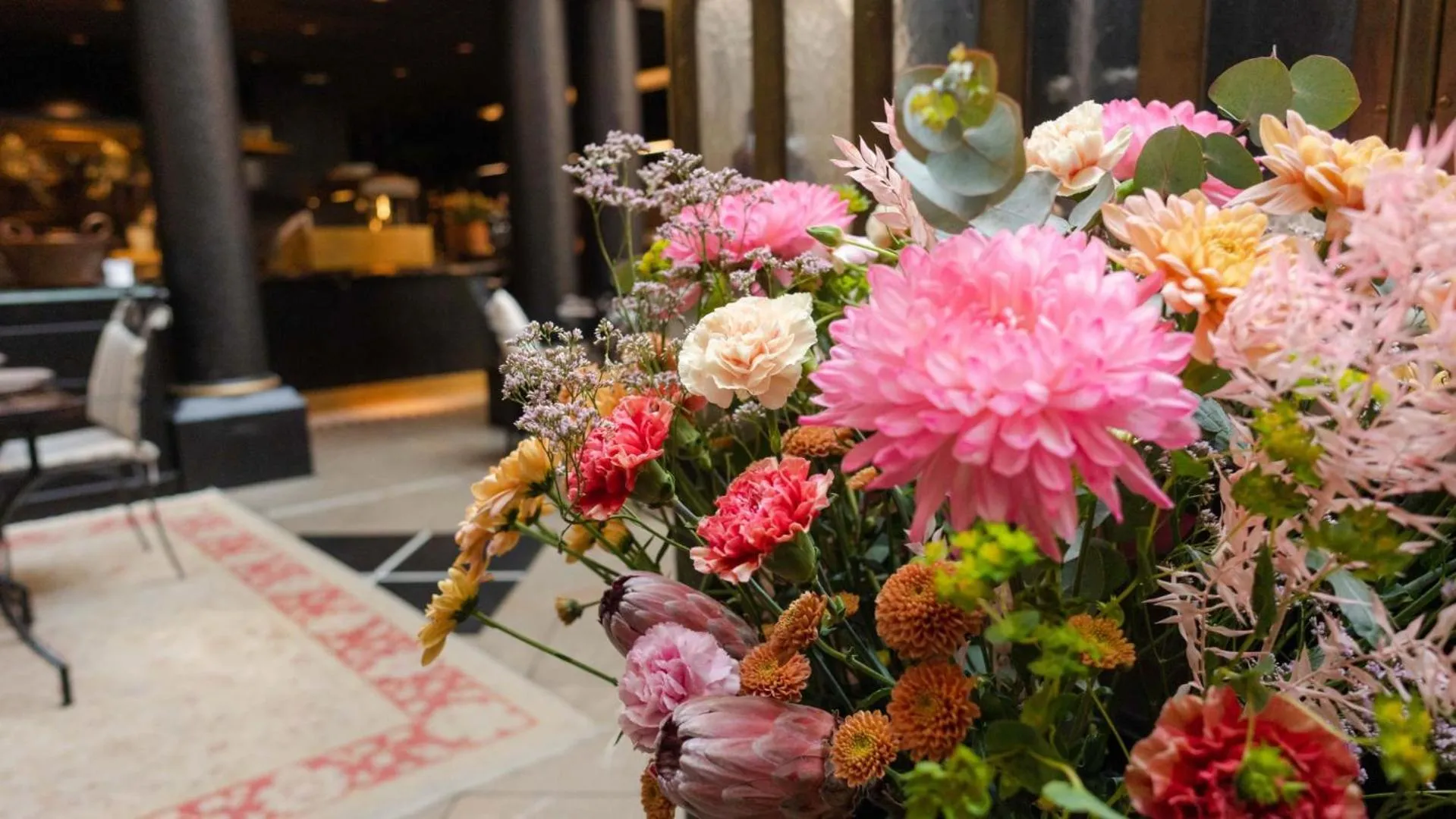 Lobby or reception in MJ's