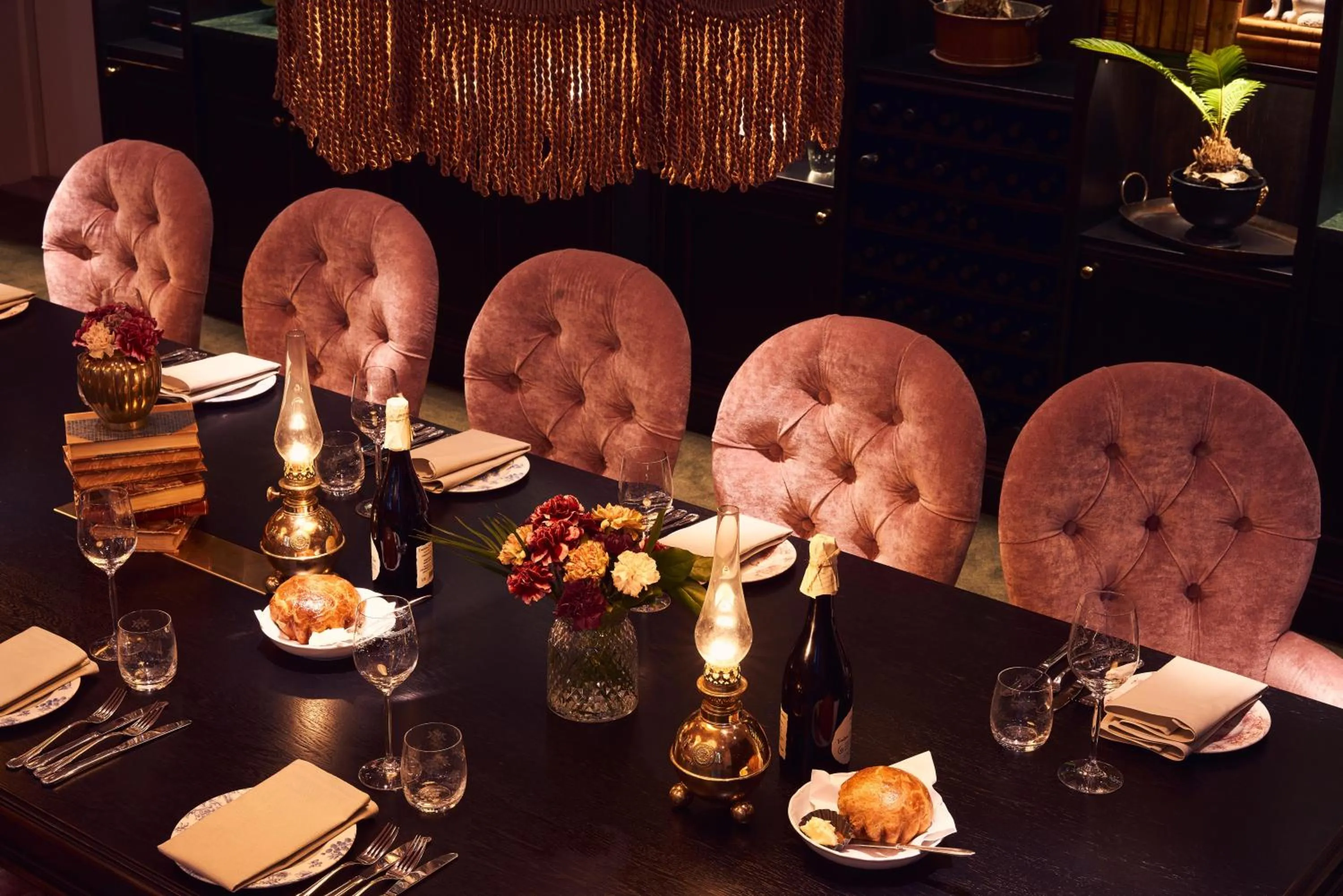 Meeting/conference room in MJ's