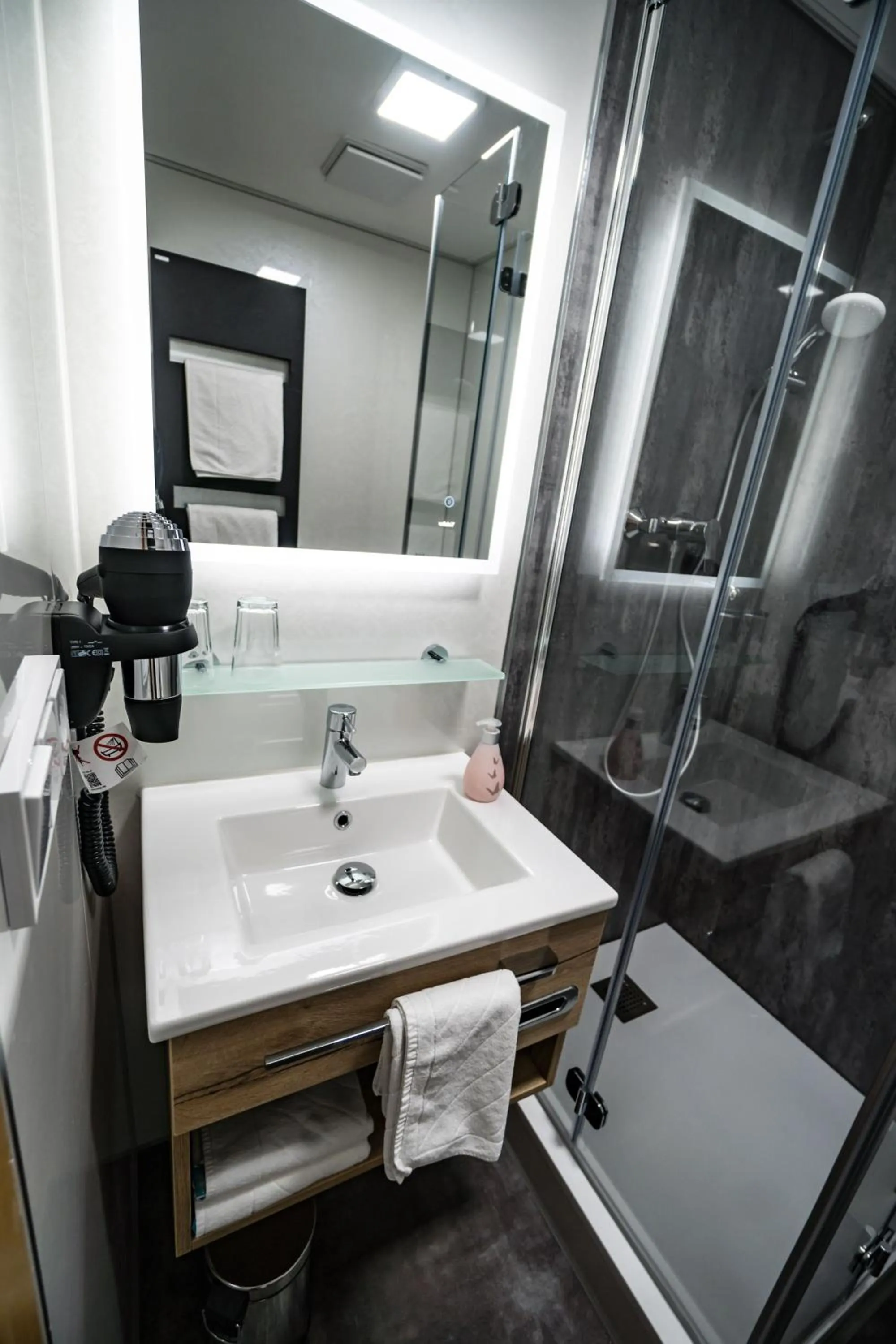 Hohenester Gasthaus & Hotel