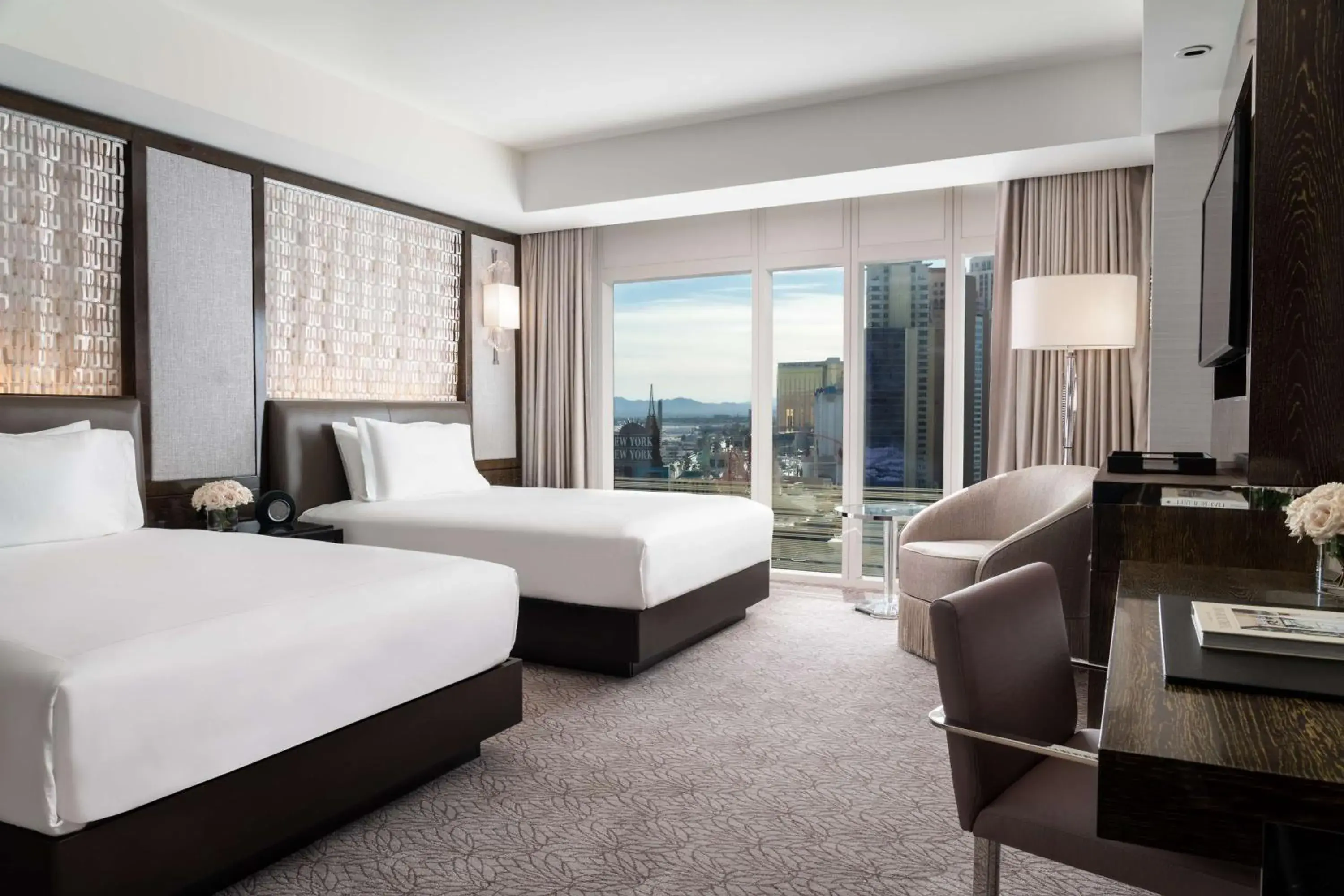 Bedroom, Bed in Waldorf Astoria Las Vegas Bedroom, Bed in Waldorf Astoria Las Vegas