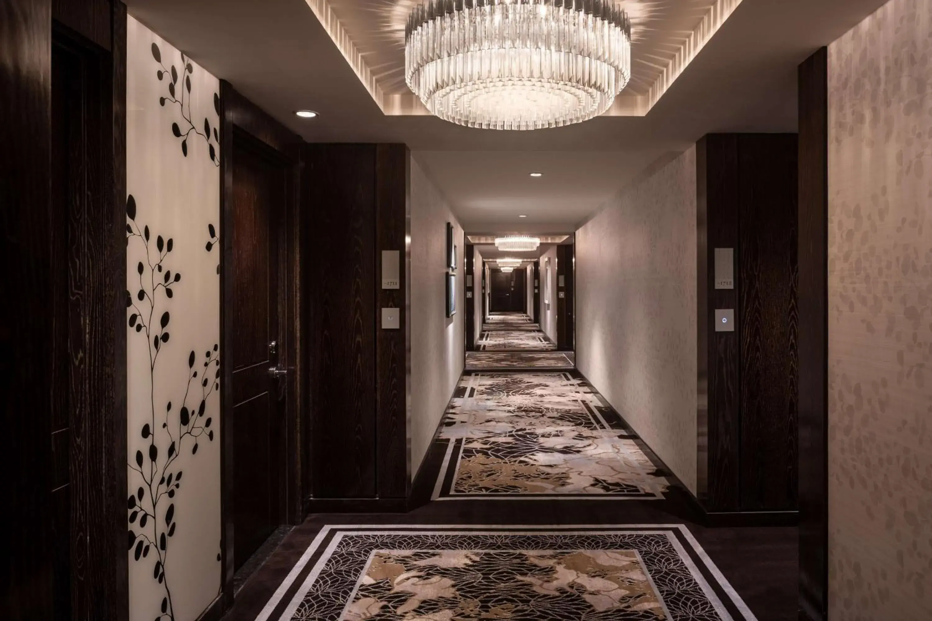 Property building in Waldorf Astoria Las Vegas Property building in Waldorf Astoria Las Vegas