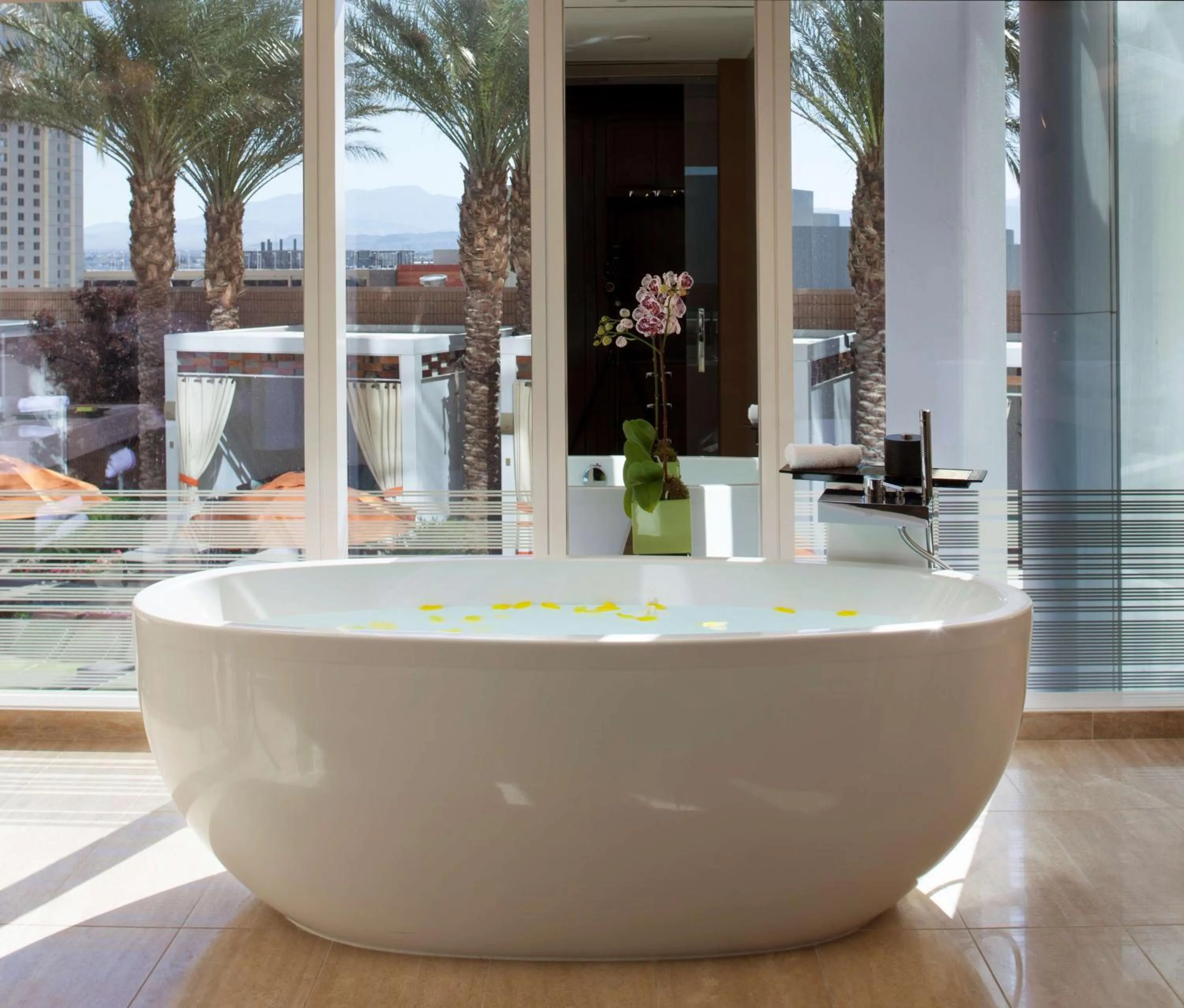 Bathroom in Waldorf Astoria Las Vegas