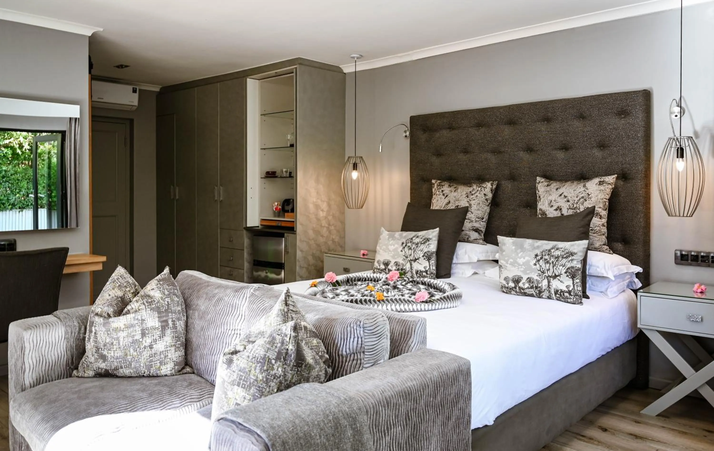 Bed in Silver Forest Boutique Hotel and Spa