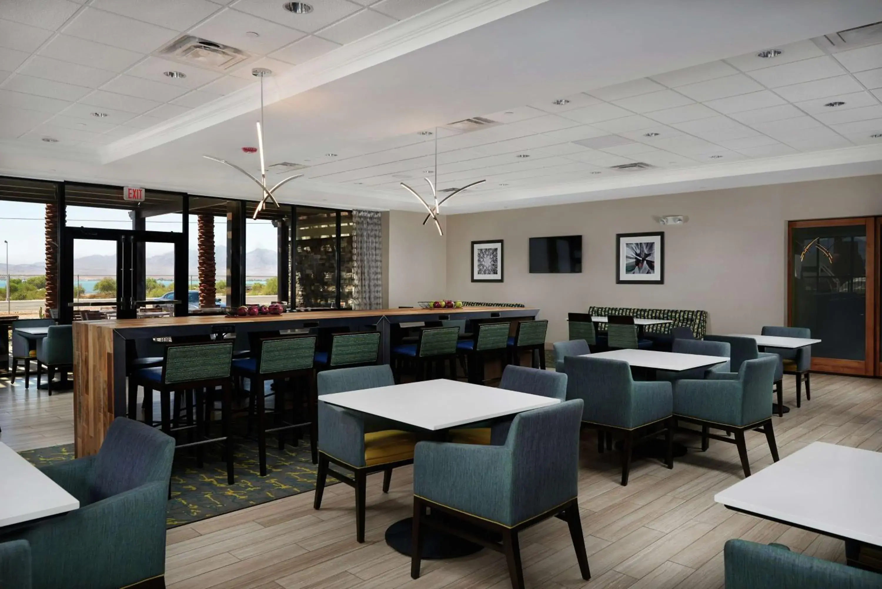 Restaurant/places to eat in Hampton Inn Lake Havasu City Restaurant/places to eat in Hampton Inn Lake Havasu City