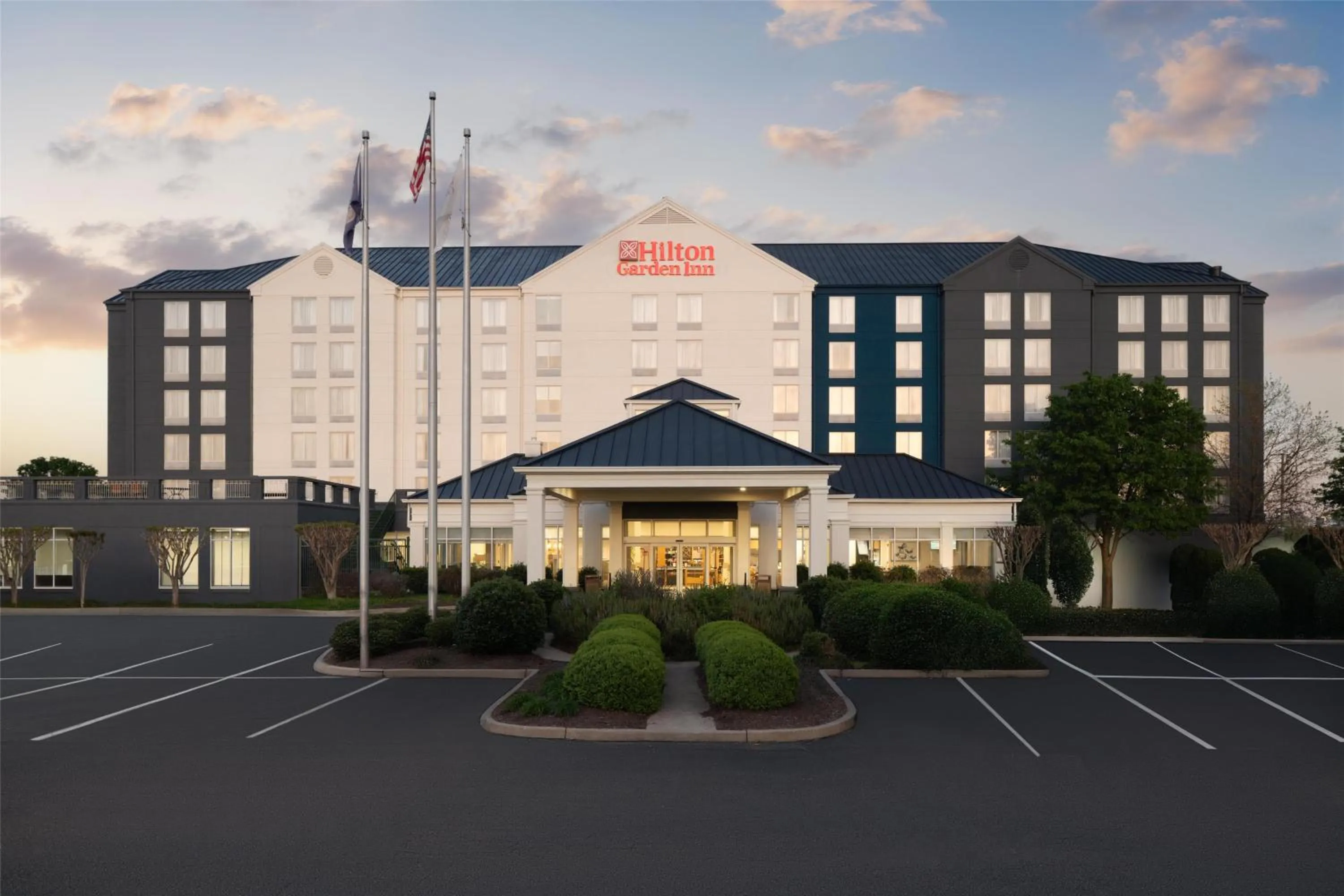 Property building in Hilton Garden Inn Richmond South/Southpark
