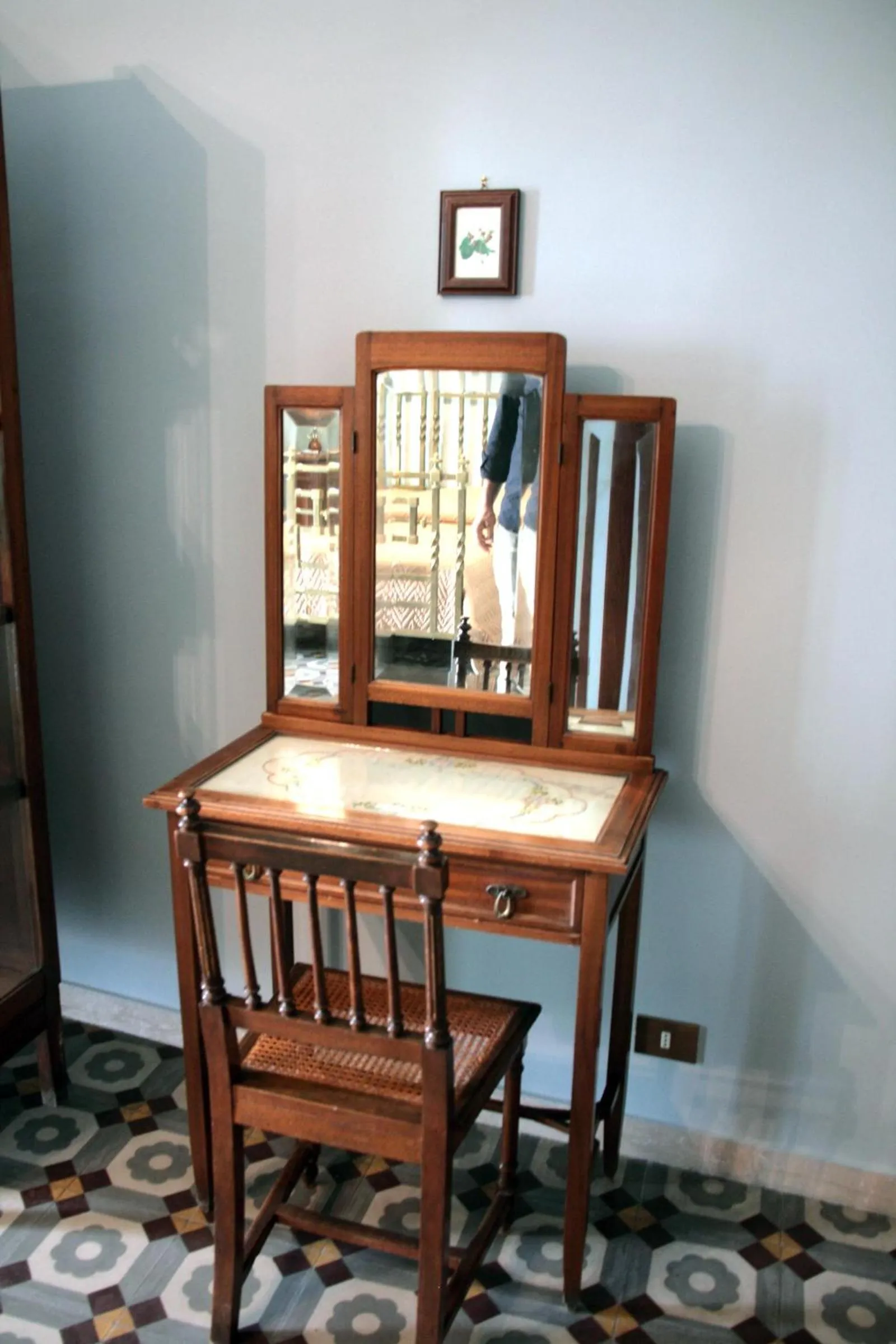 Decorative detail in Domus Cicerone