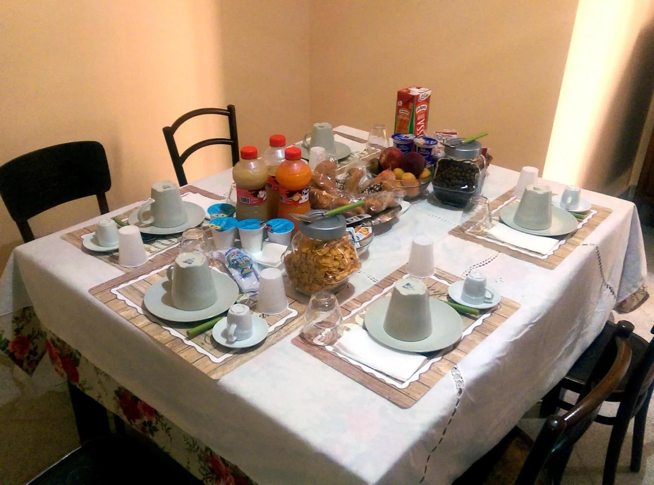 Breakfast in Domus Cicerone