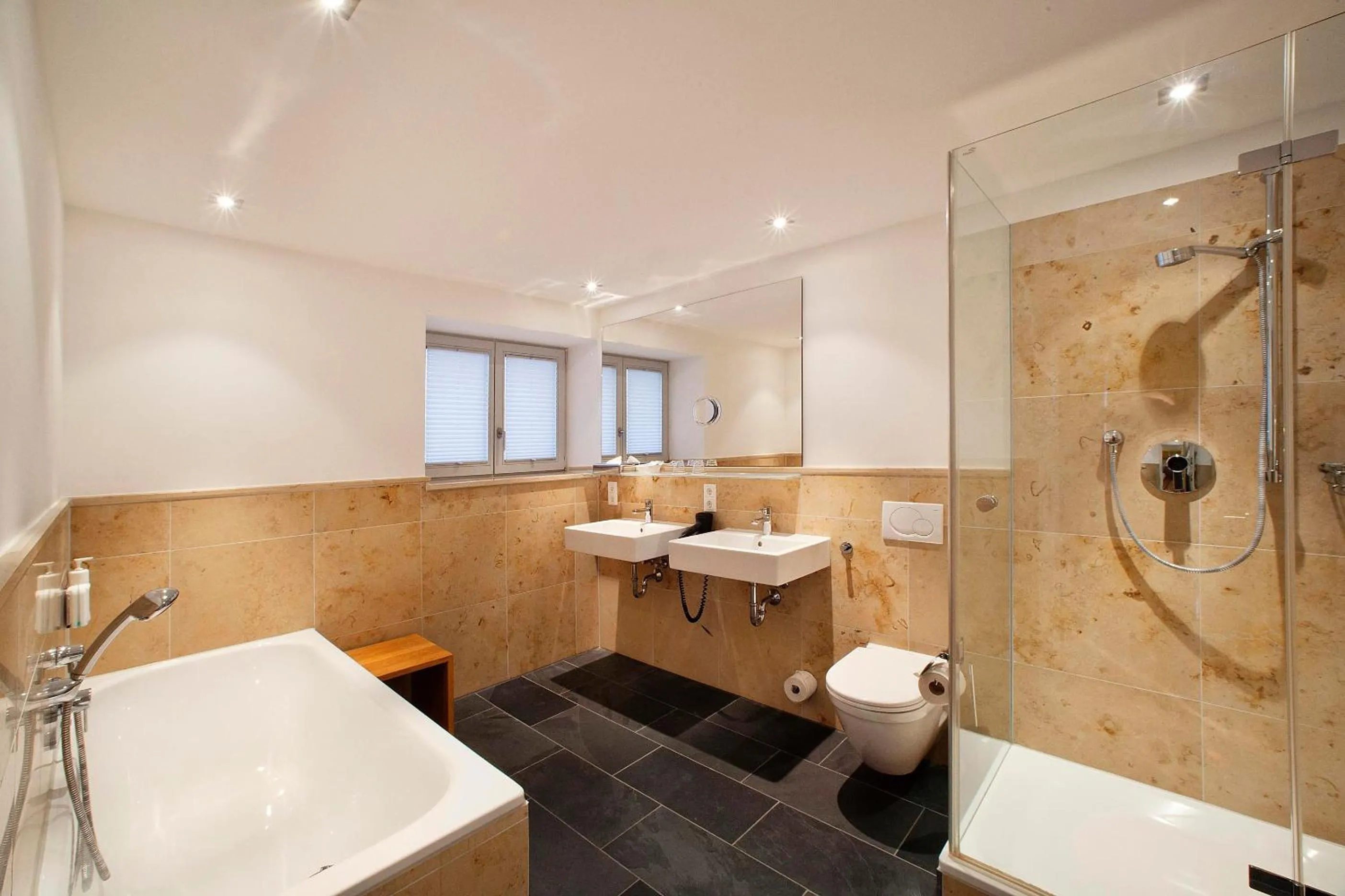 Bathroom in AKZENT Brauerei Hotel Hirsch