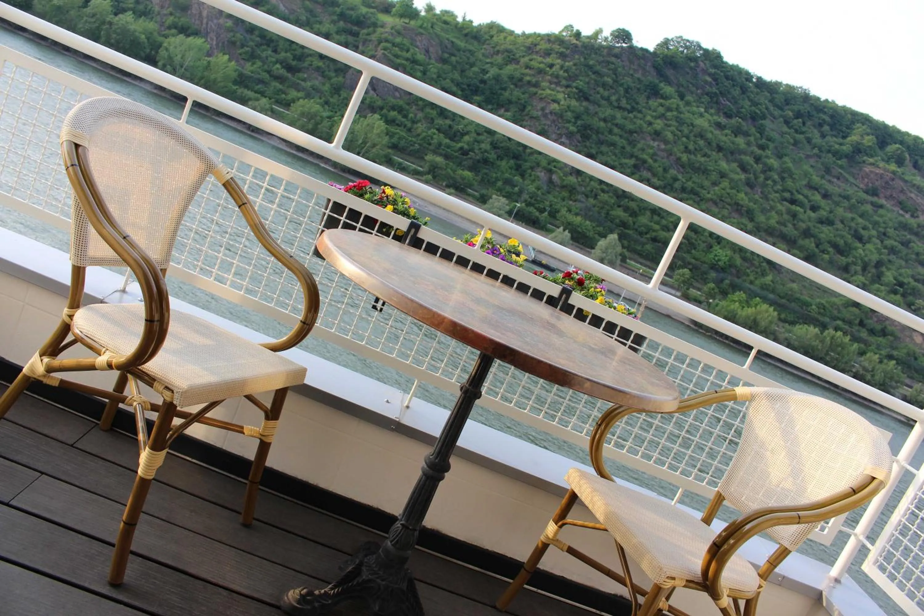 Summer in Rheinhotel Lilie