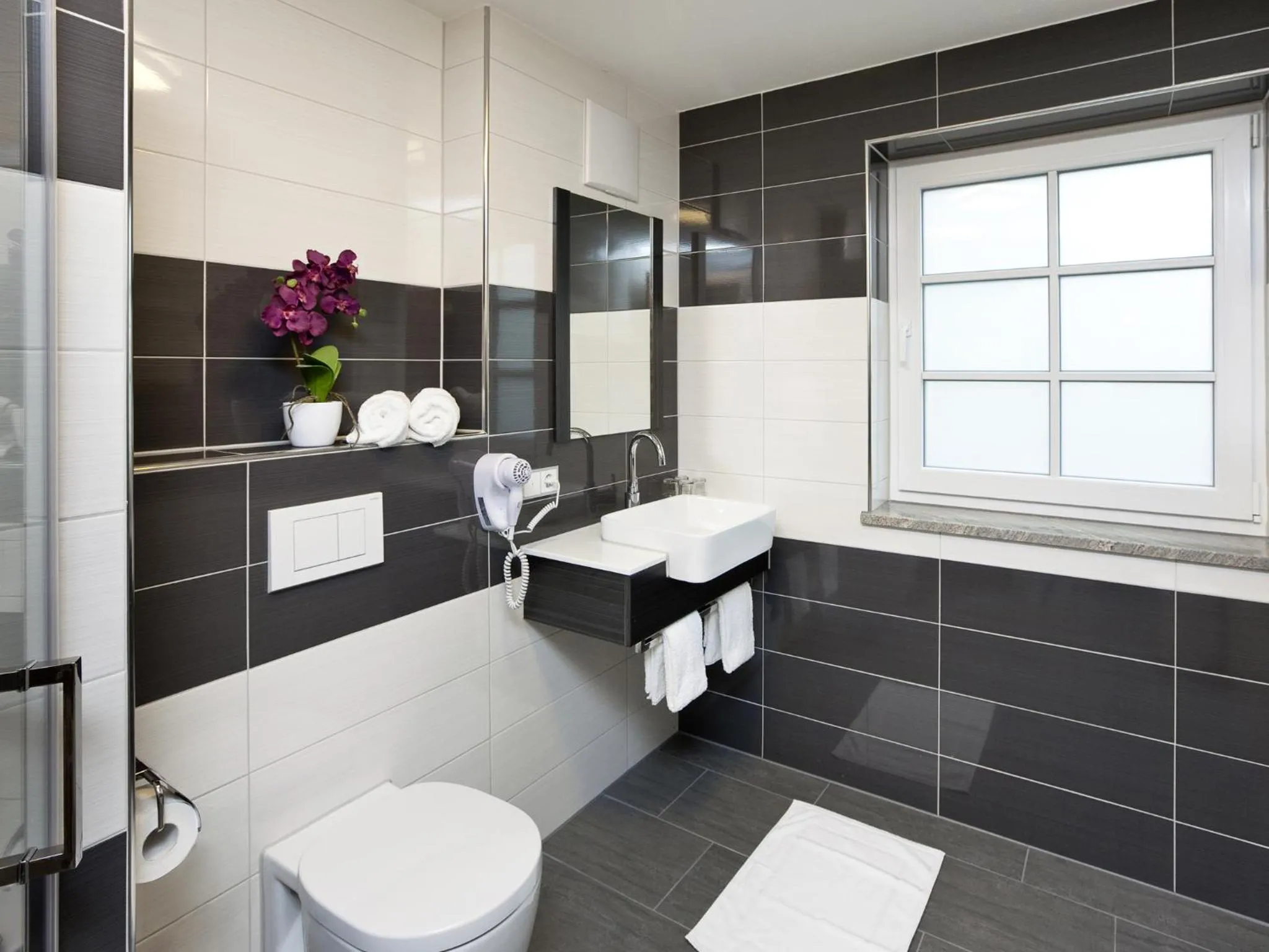 Superior Double Room (Annex) in Central City Hotel