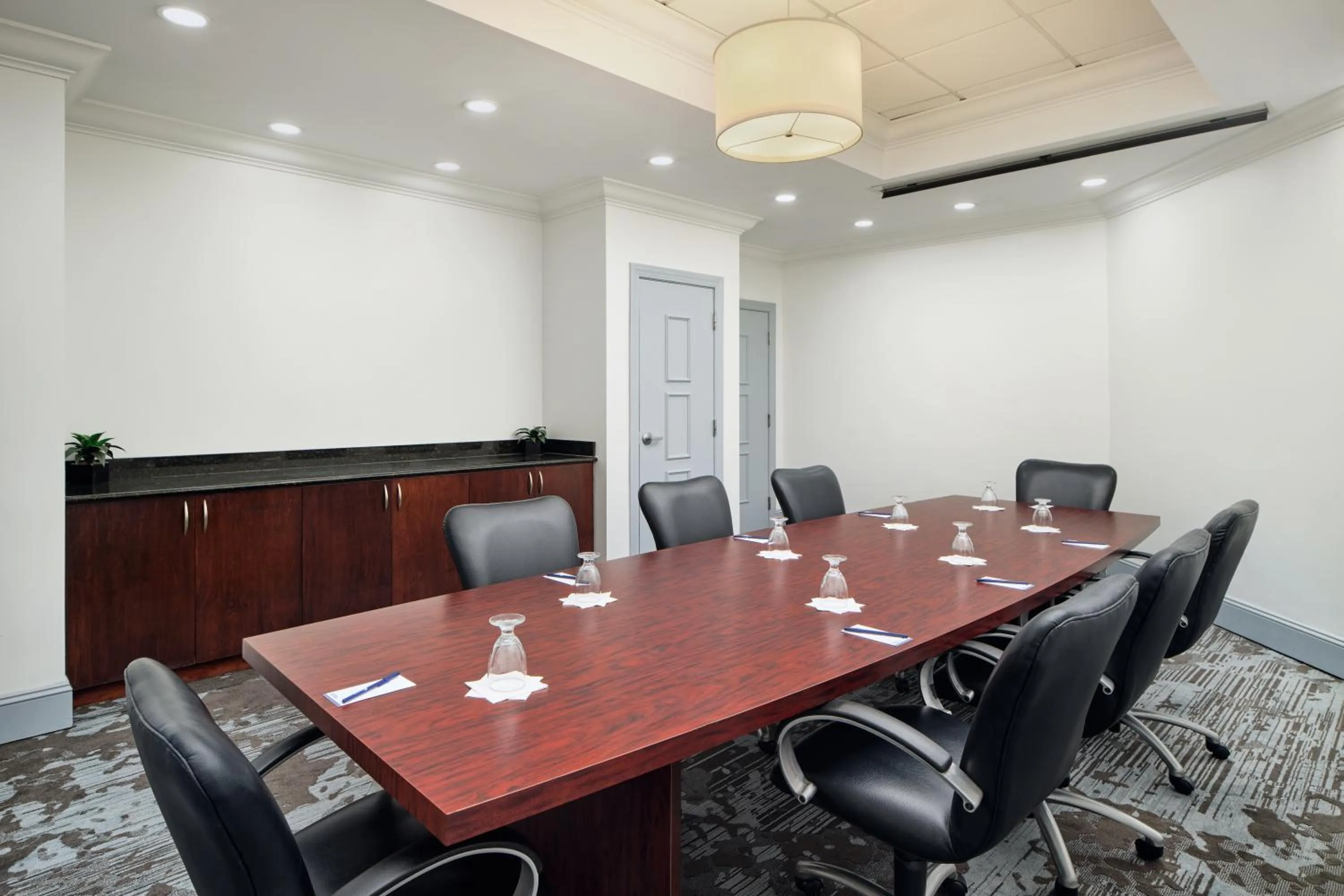 Meeting/conference room in DoubleTree by Hilton Rocky Mount